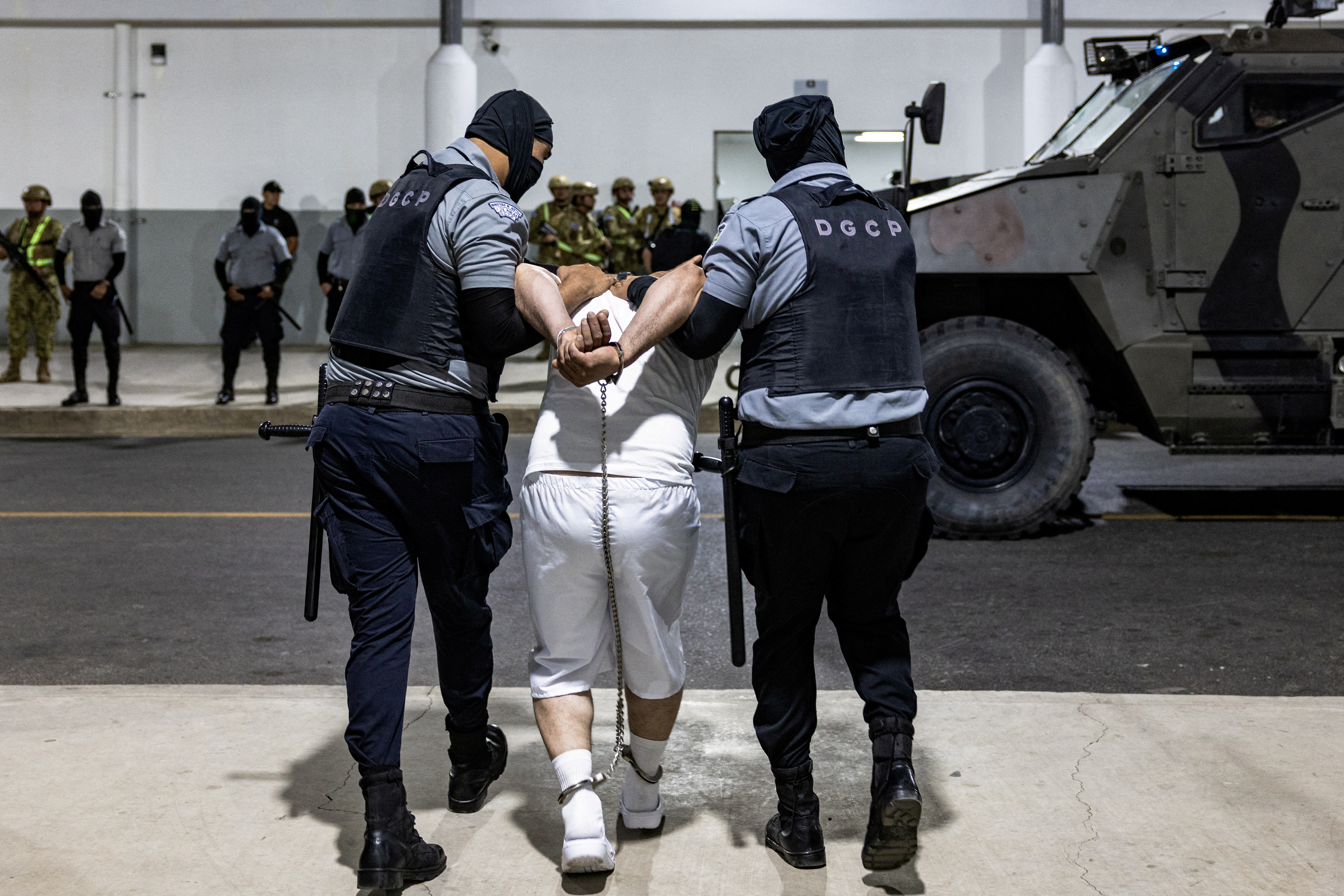 zapor v salvadorju, izgon, zda