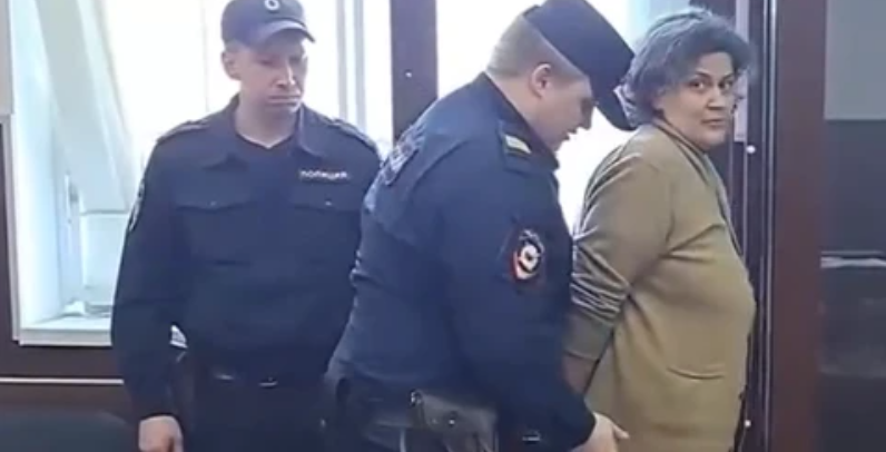 sodišče, anna alexandrova