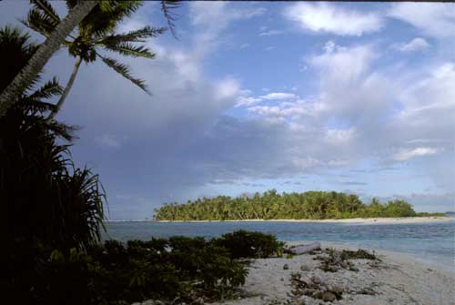 Fualifeke Islet, located in Funafuti Atoll, Tuvalu, known for its natural environment and remote location in the Pacific Ocean. The atoll is part of Tuvalu’s unique marine ecosystem.