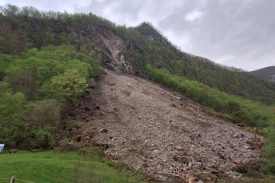 plaz, Polog na Tolminskem, Tolmin