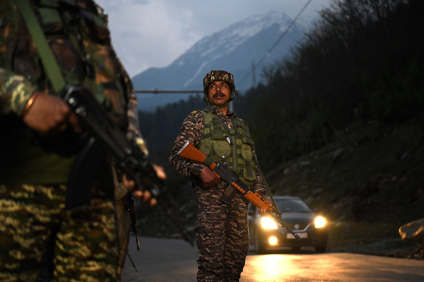 napad, streljanje, turisti, kašmir