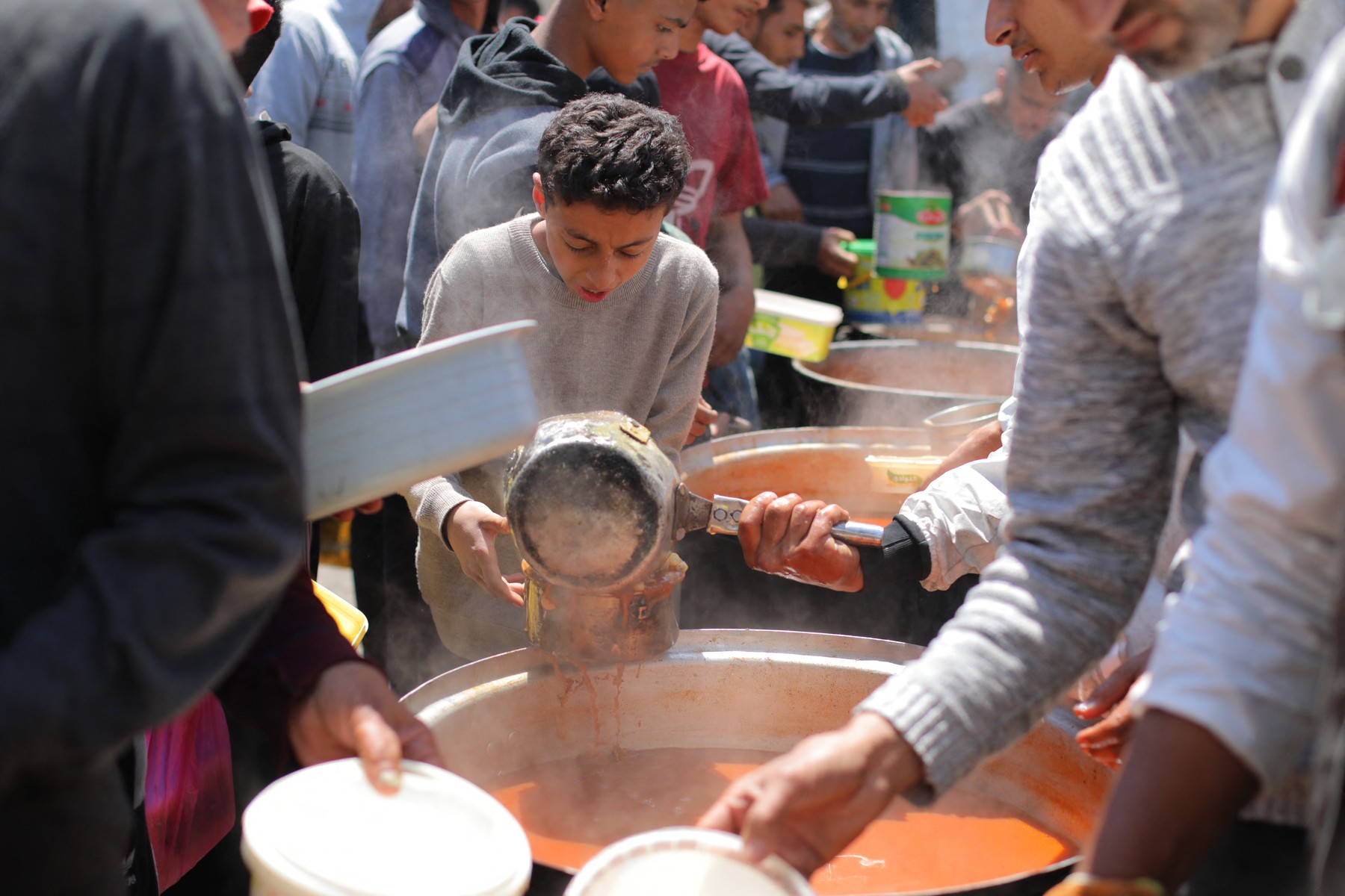 Food distributed to Palestinians in Gaza under Israeli attacks
