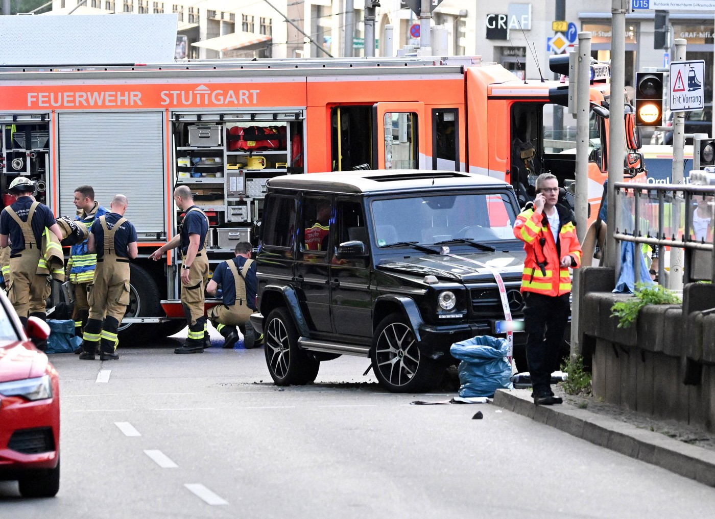 stuttgart, voznik, množica