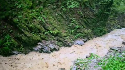 cerkno, plaz, deževje