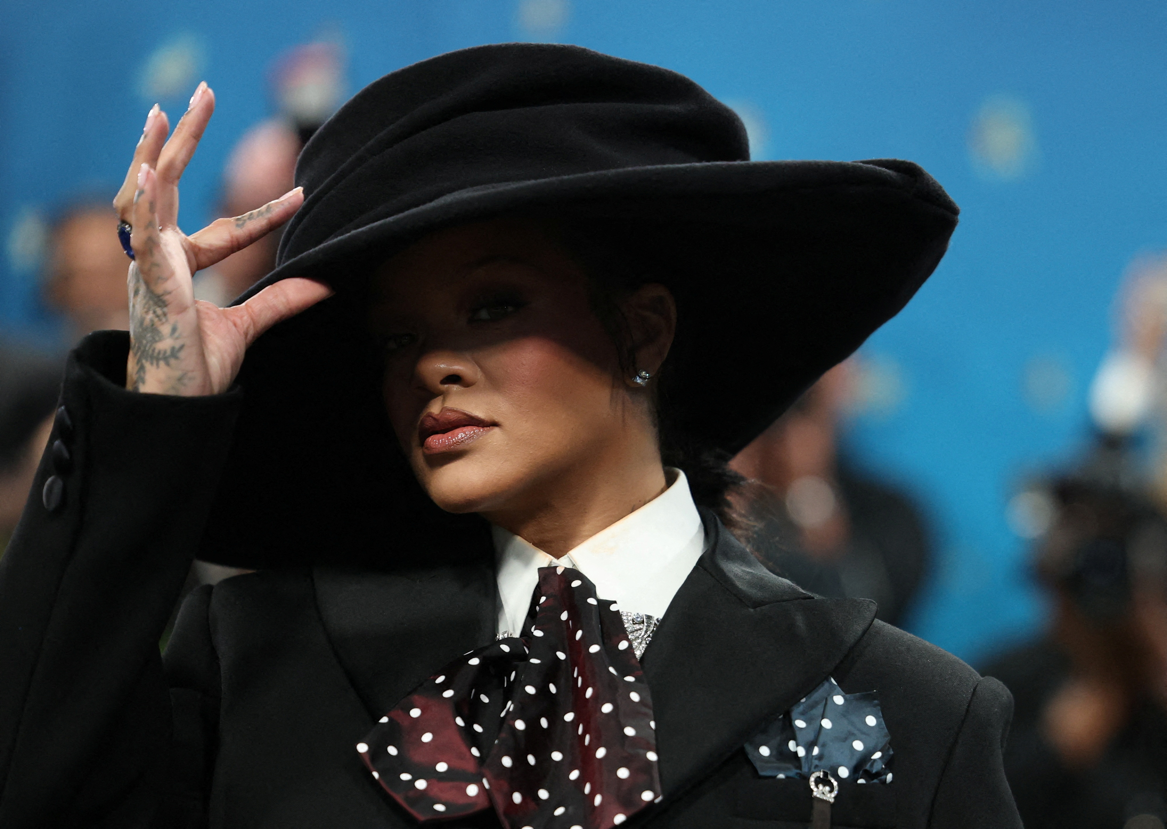 rihanna, met gala, tretja nosečnost