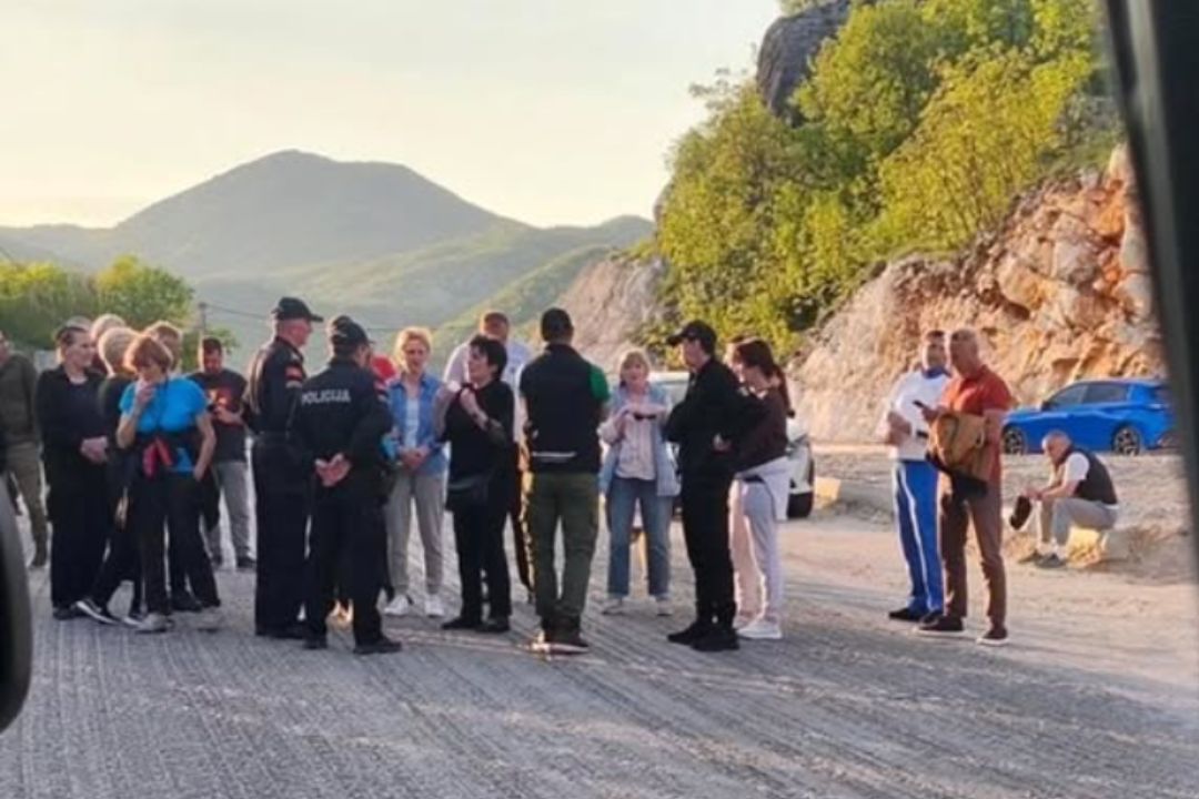 Črna gora, blokada ceste