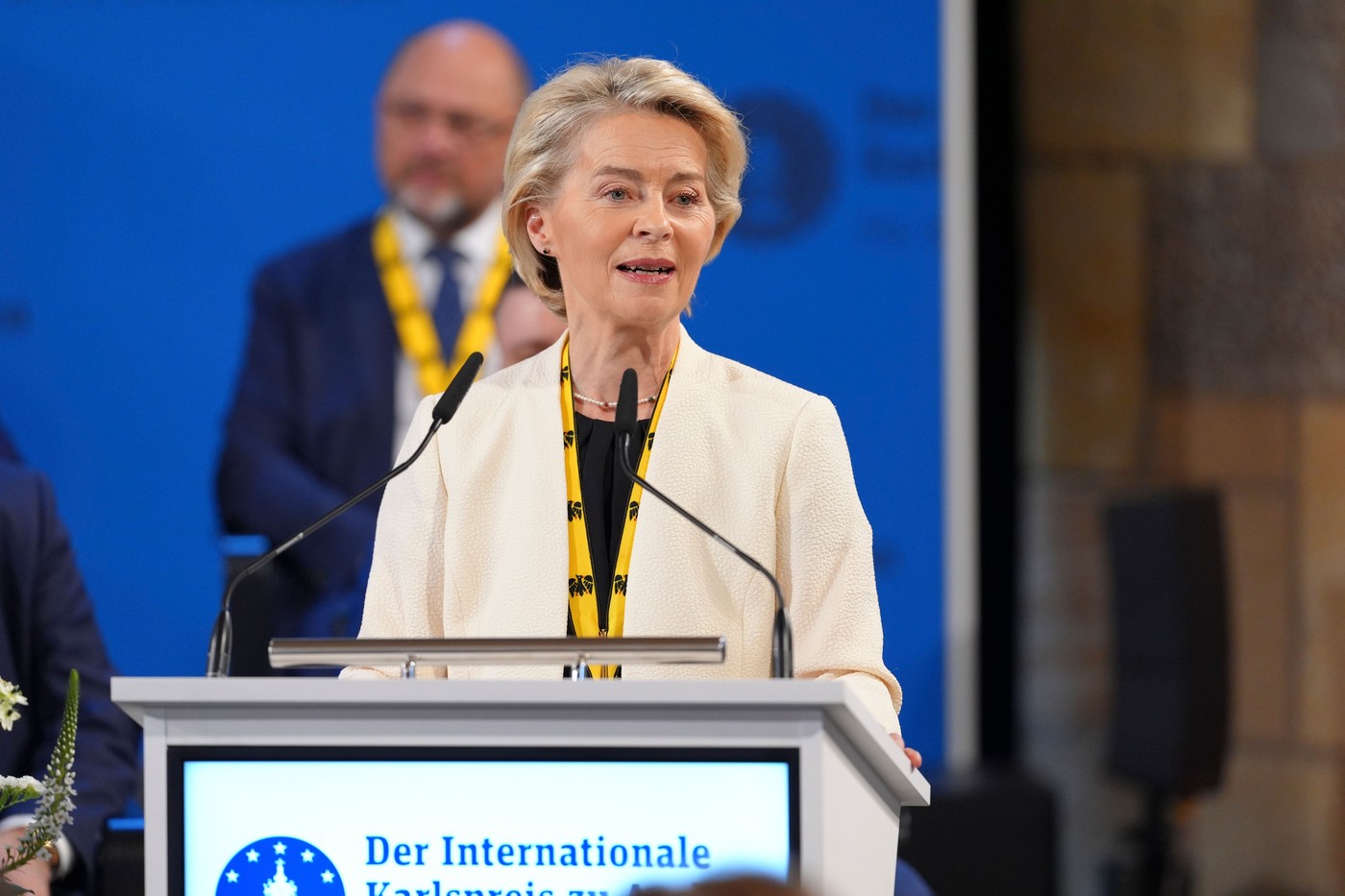Ursula Von der Leyen ob prejemu nagrade Karla Velikega.