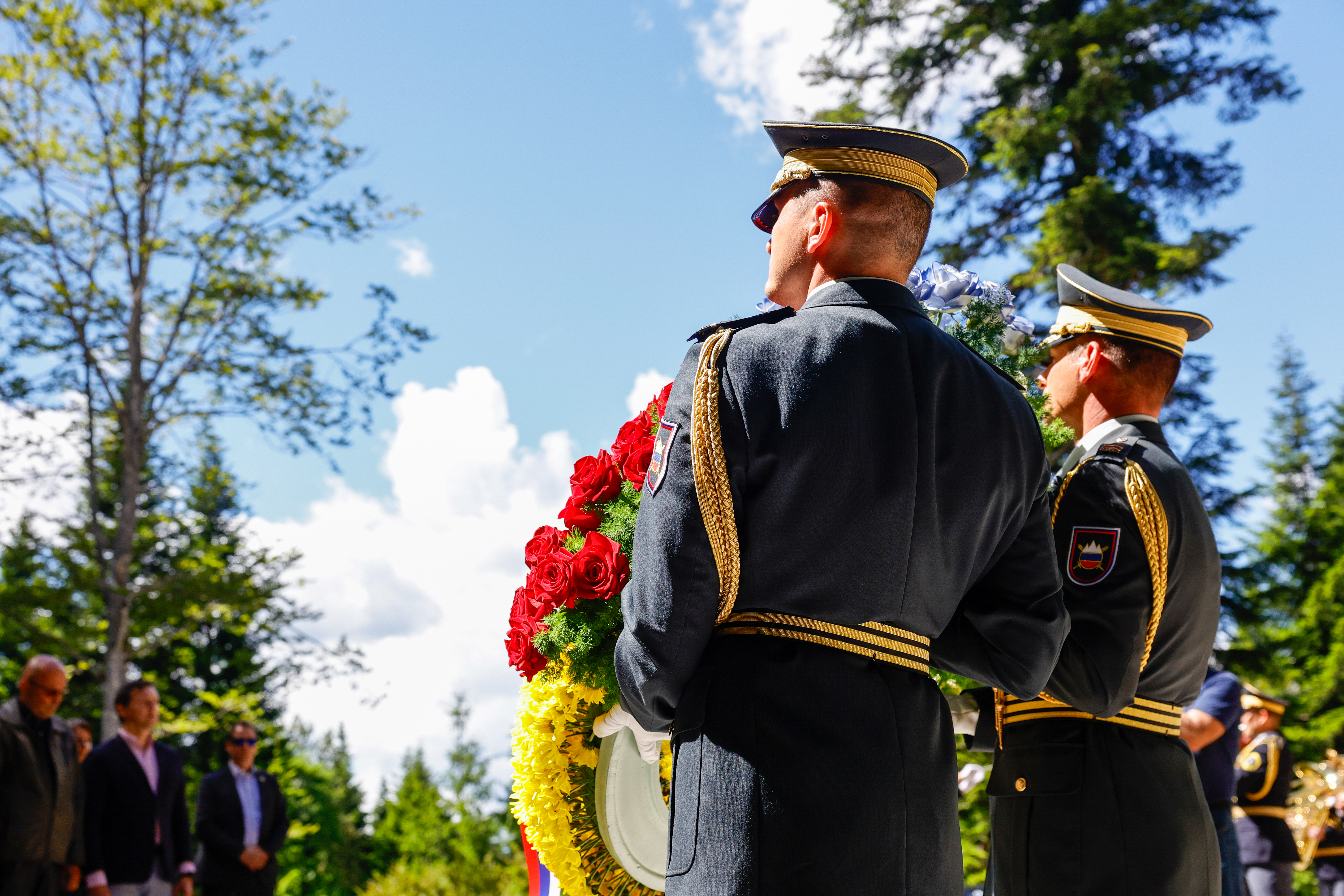 Nataša Pirc Musar v Kočevskem Rogu