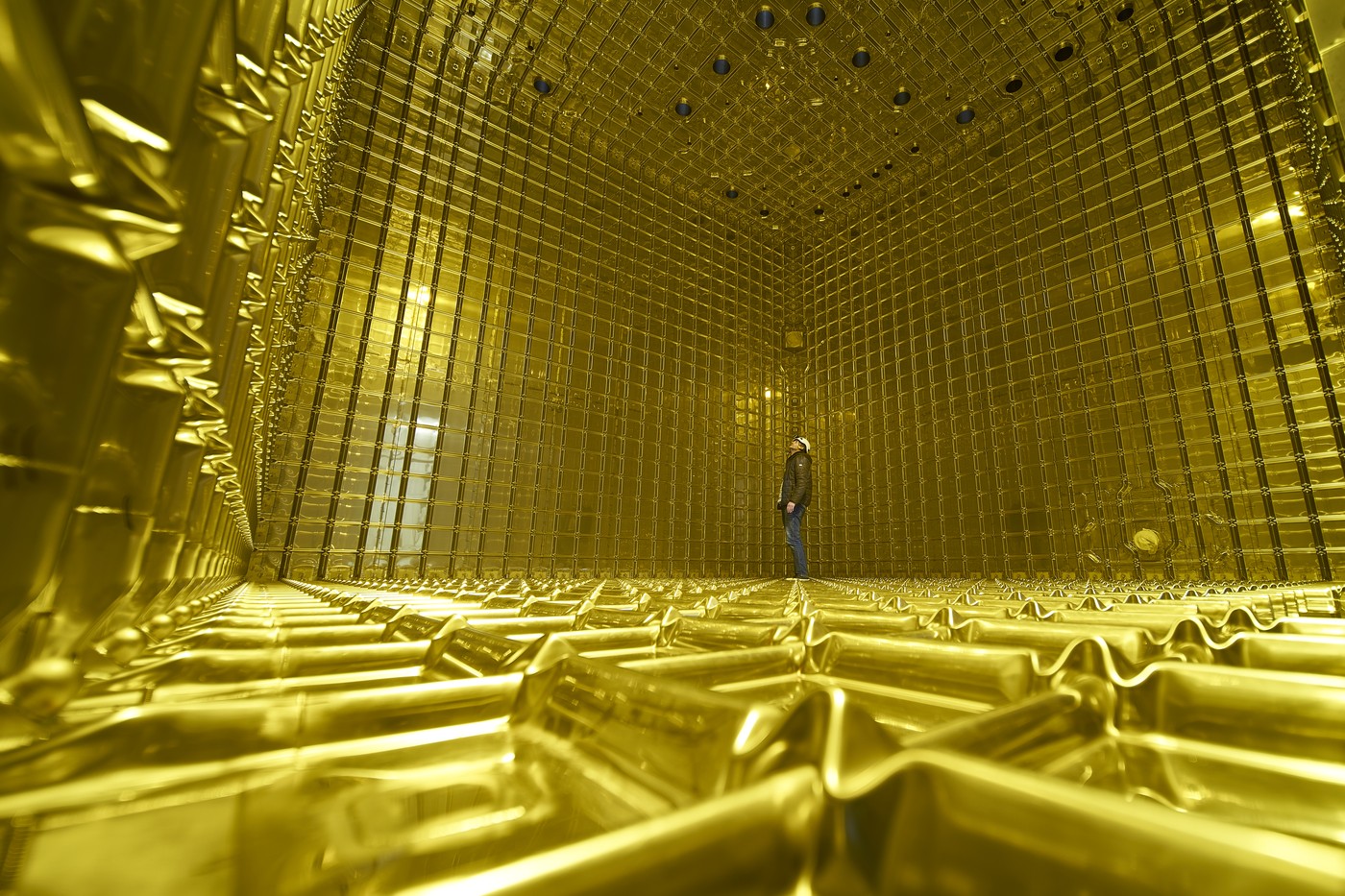 DUNE detektor nevtrinov