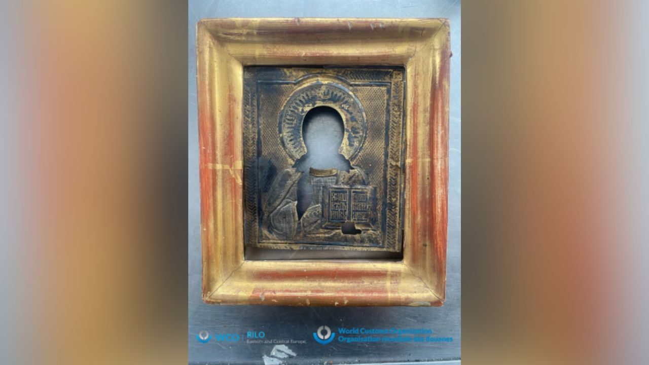 Preiskovalci so v okviru mednarodne operacije proti trgovini s kulturnimi dobrinami po vsej Evropi zasegli skoraj 38.000 predmetov