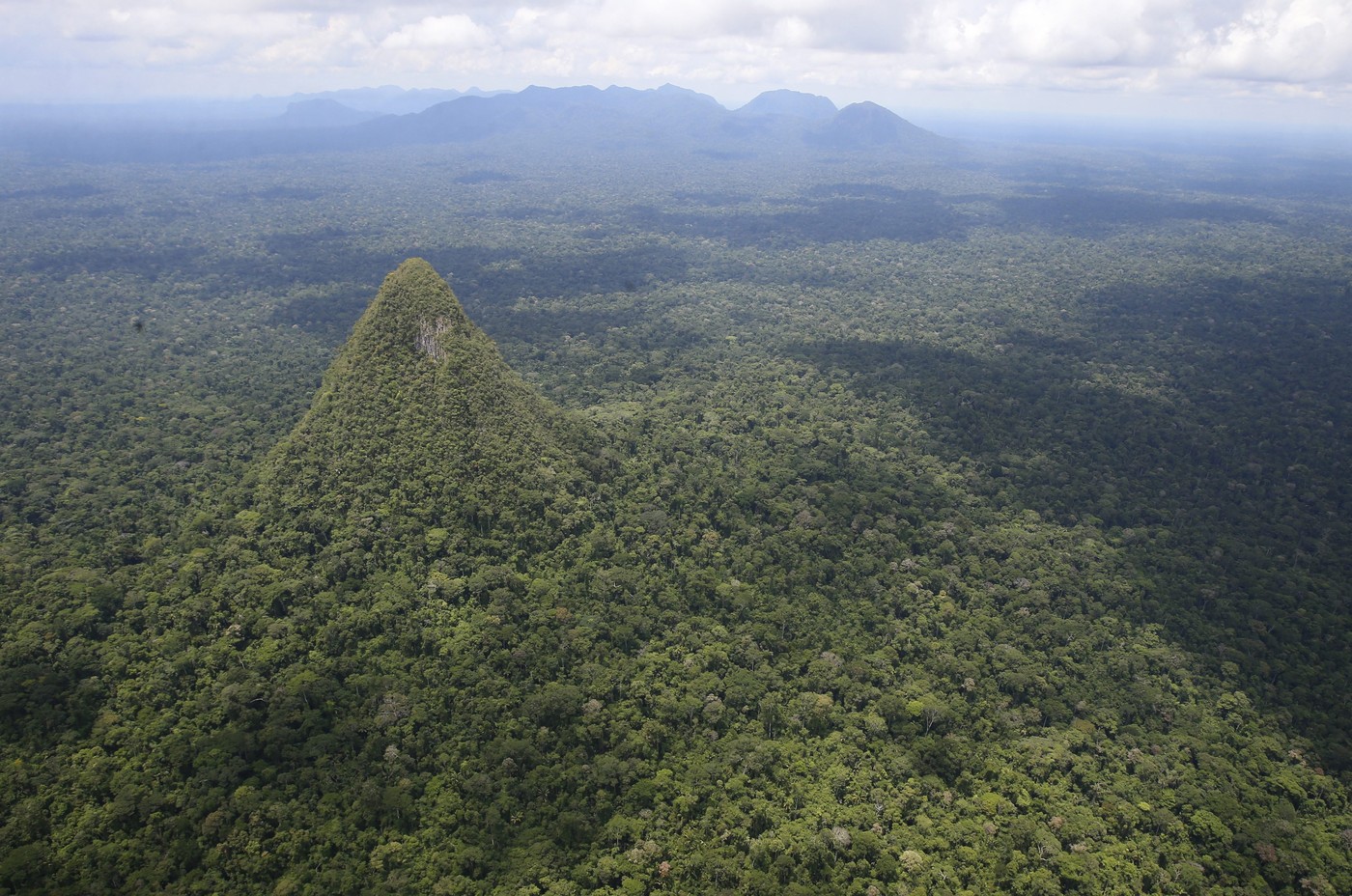Cerro El Cono Peru