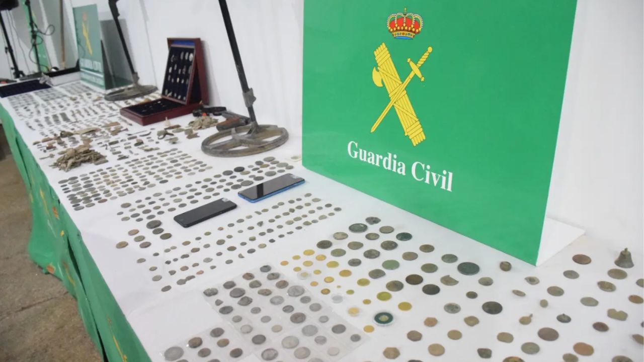 Preiskovalci so v okviru mednarodne operacije proti trgovini s kulturnimi dobrinami po vsej Evropi zasegli skoraj 38.000 predmetov