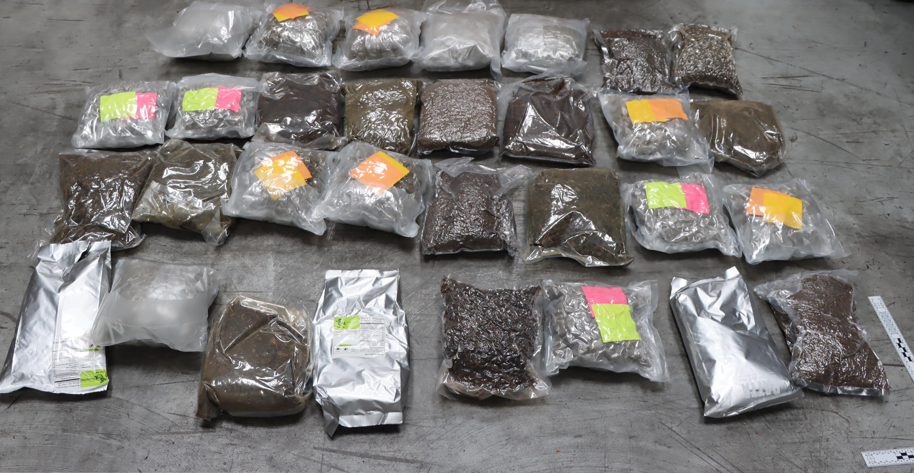 V Sežani zasegli skoraj tono konoplje