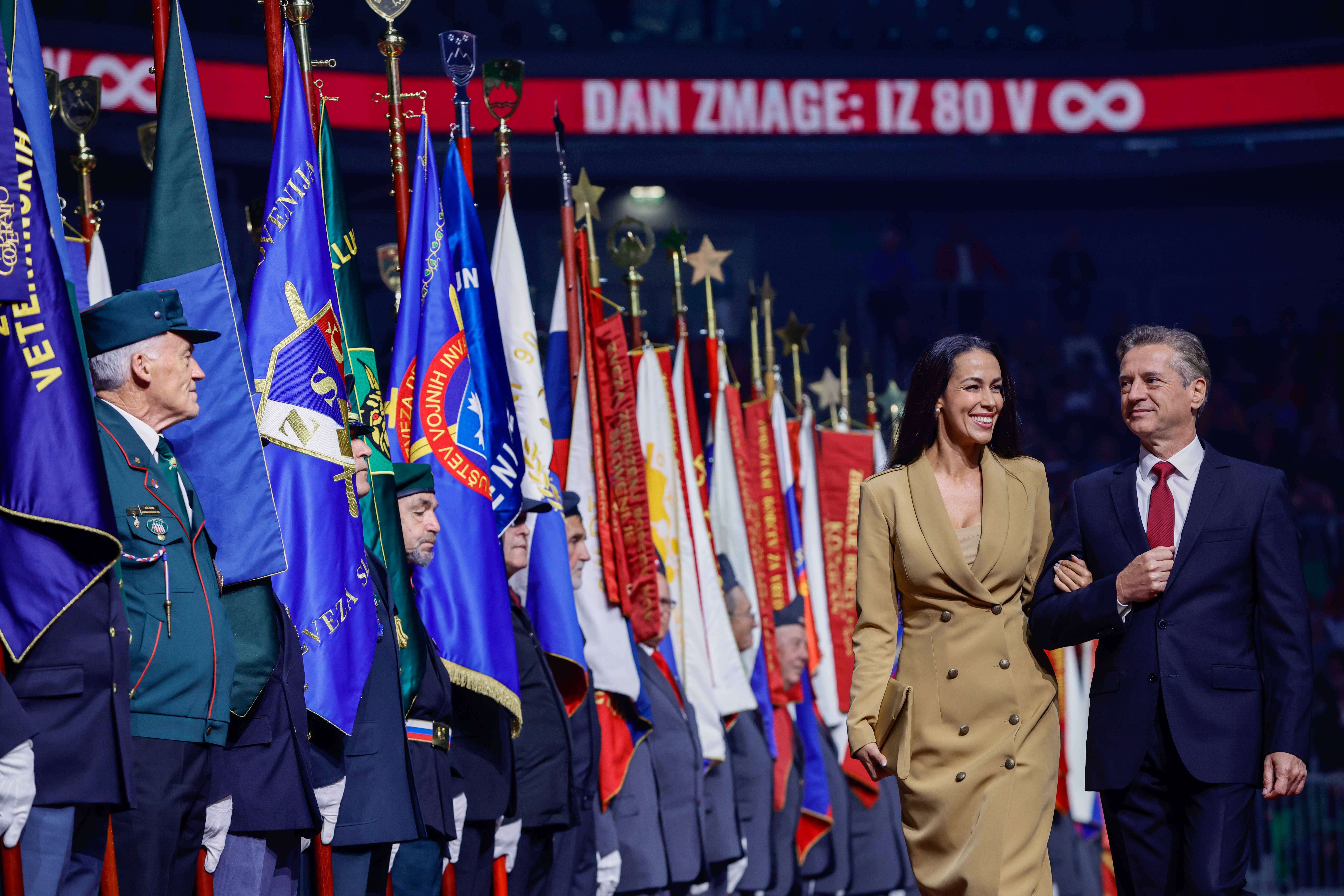 Državna proslava ob dnevu zmage v Stožicah 9. maja 2025