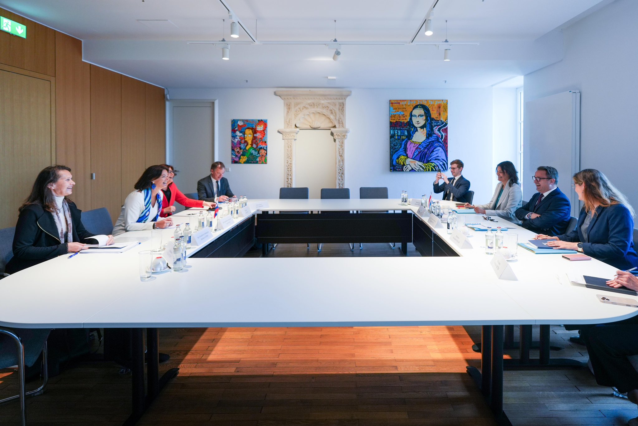 Zunanja ministrica Tanja Fajon se je srečala z luksemburškim kolegom Xavierom Bettelom