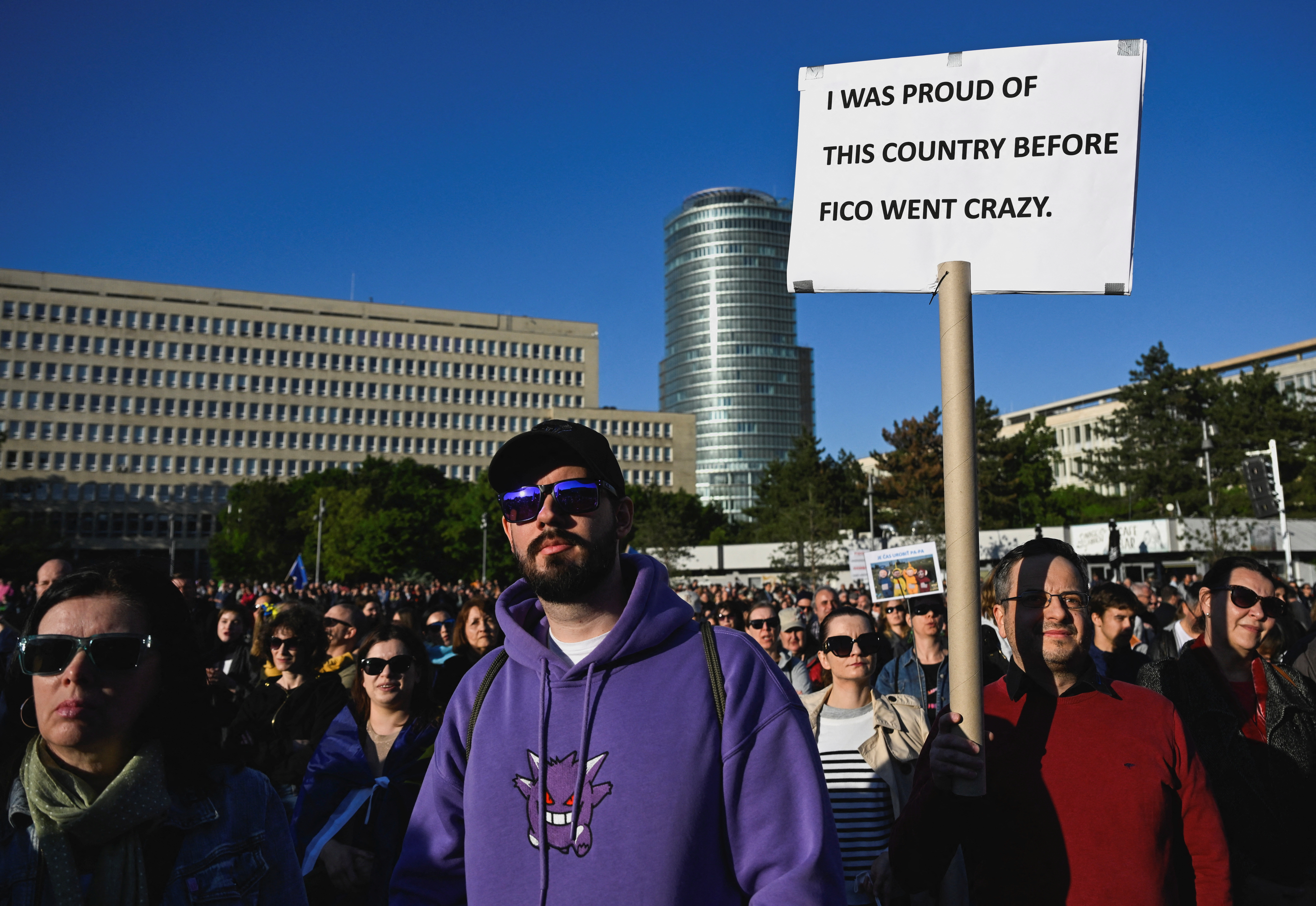 Po obisku Fica v Moskvi in srečanju s Putinom na Slovaškem potekajo protesti