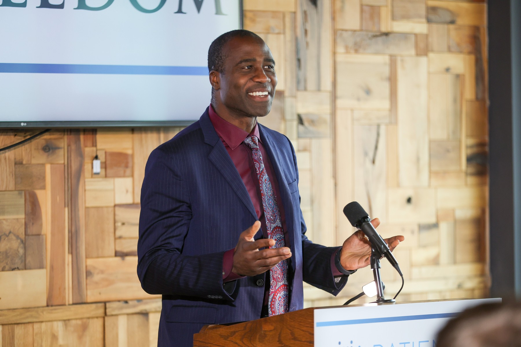 Glavni zdravniški svetovalec Floride Joseph Ladapo.