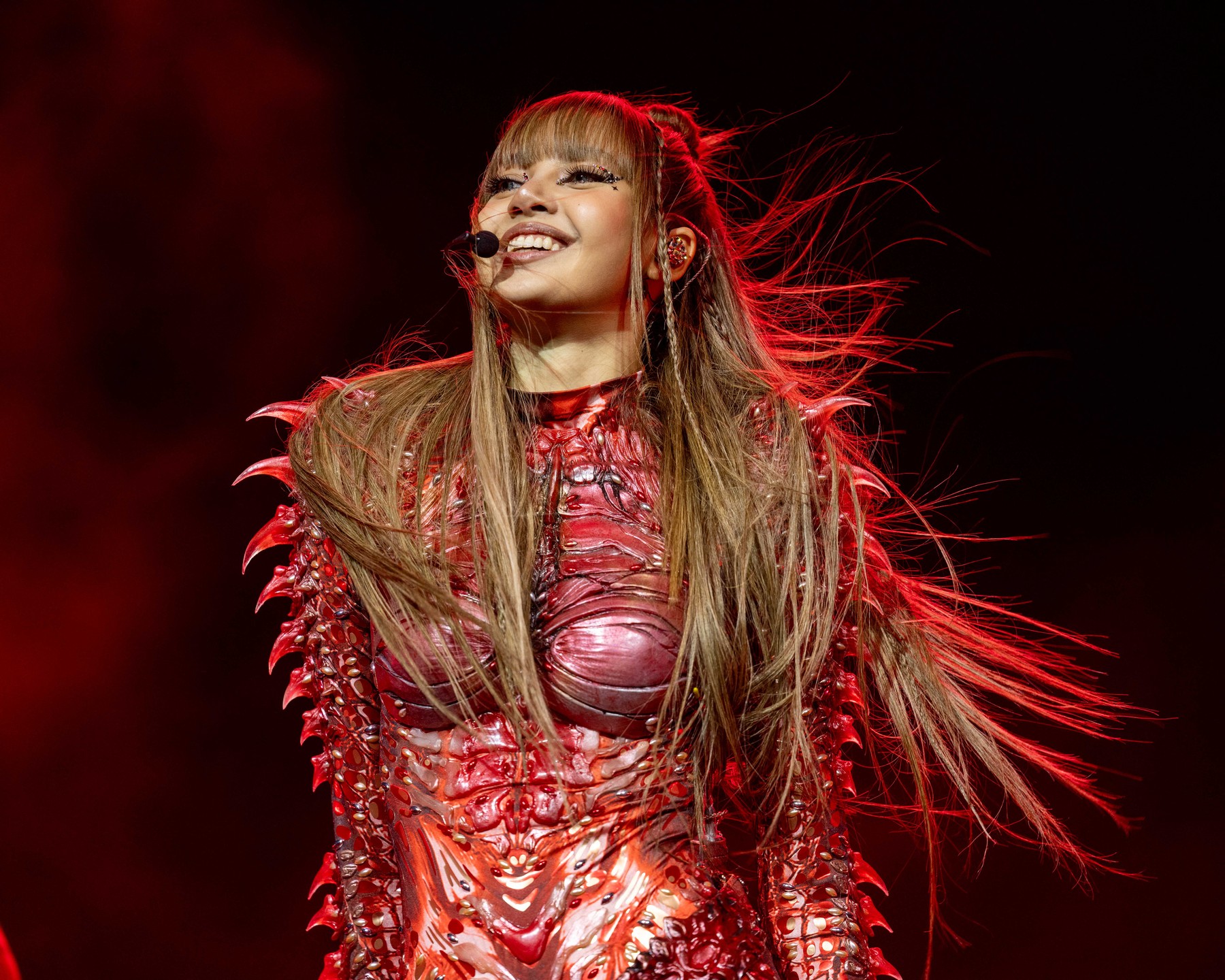 Lisa je članica južnokorejske dekliške skupine Blackpink.