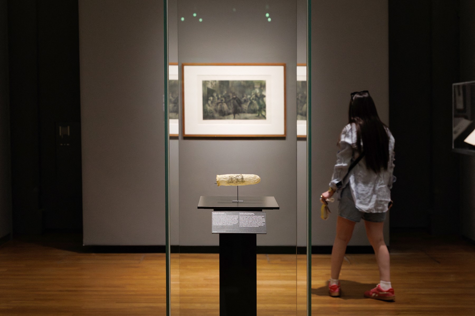 200 let star kondom v muzeju v Amsterdamu