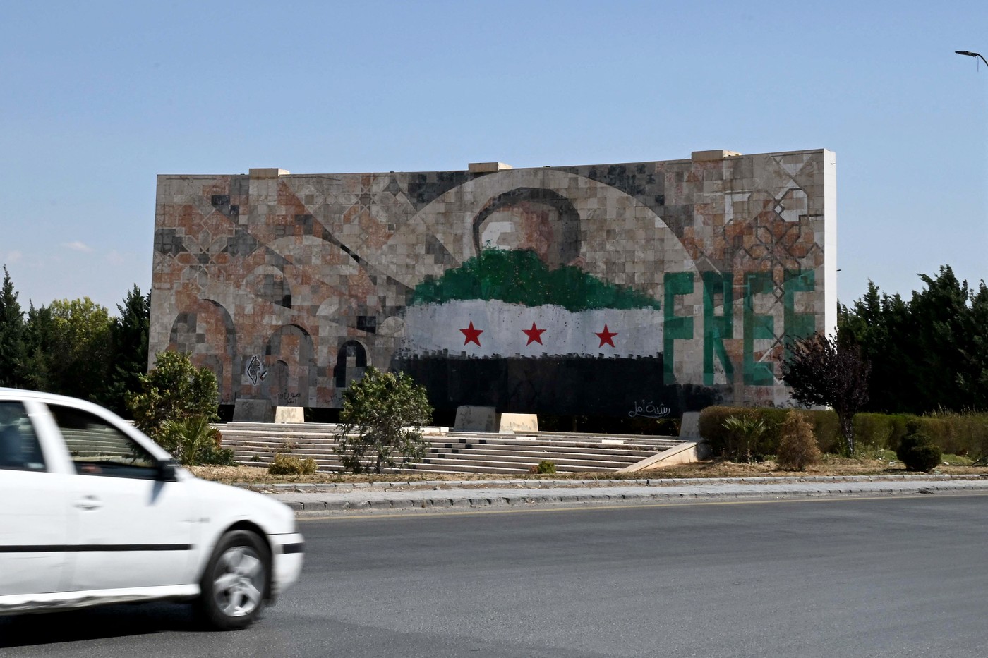 Prekrit Asadov mural