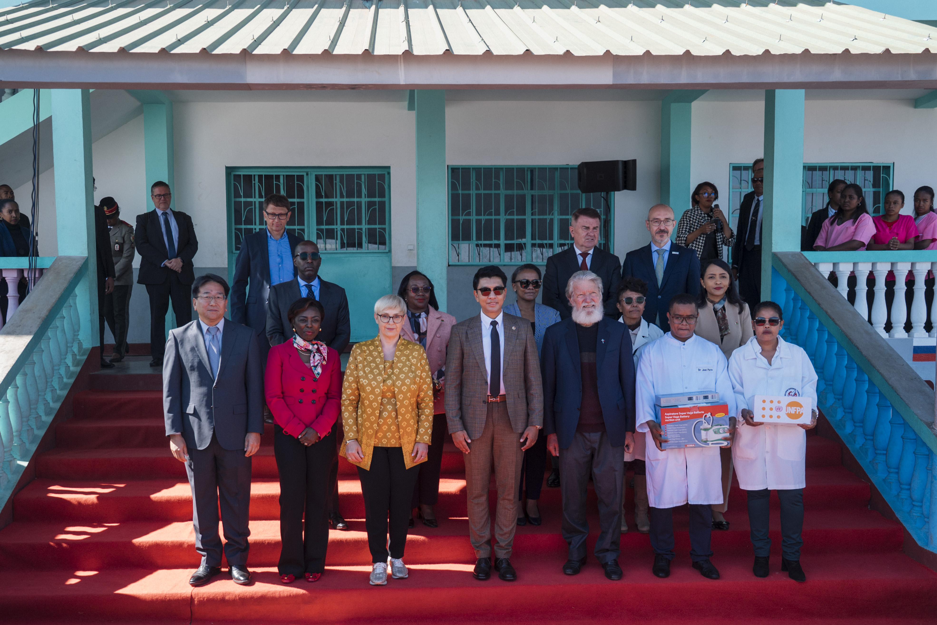 Pirc Musar na Madagaskarju odprla šolo