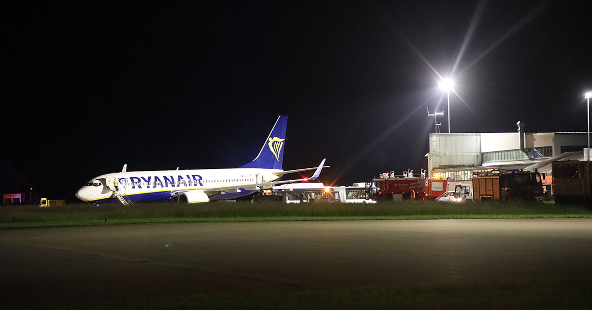 Zasilni pristanek letala.