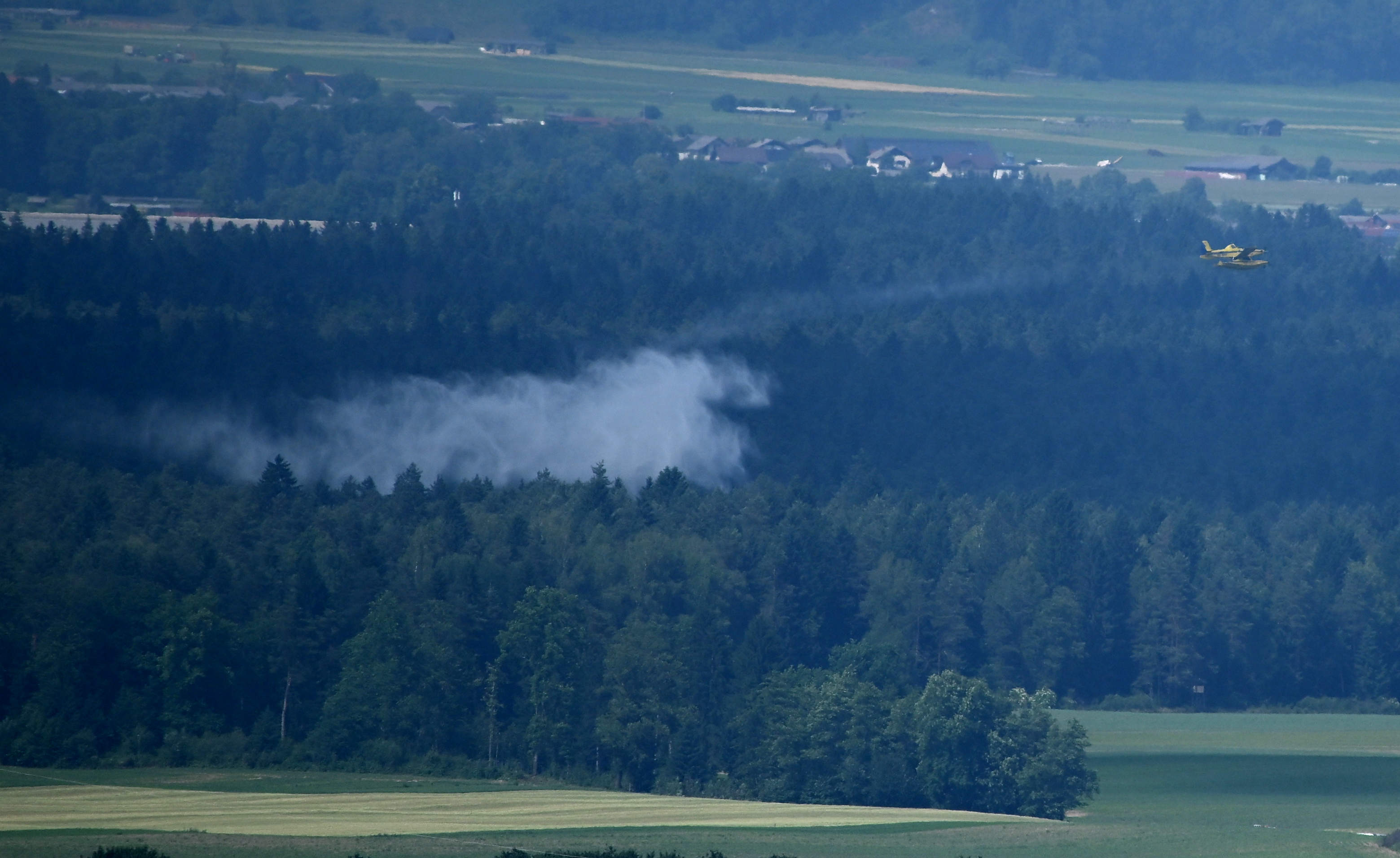 Gašenje požara med Smlednikom in Trbojami