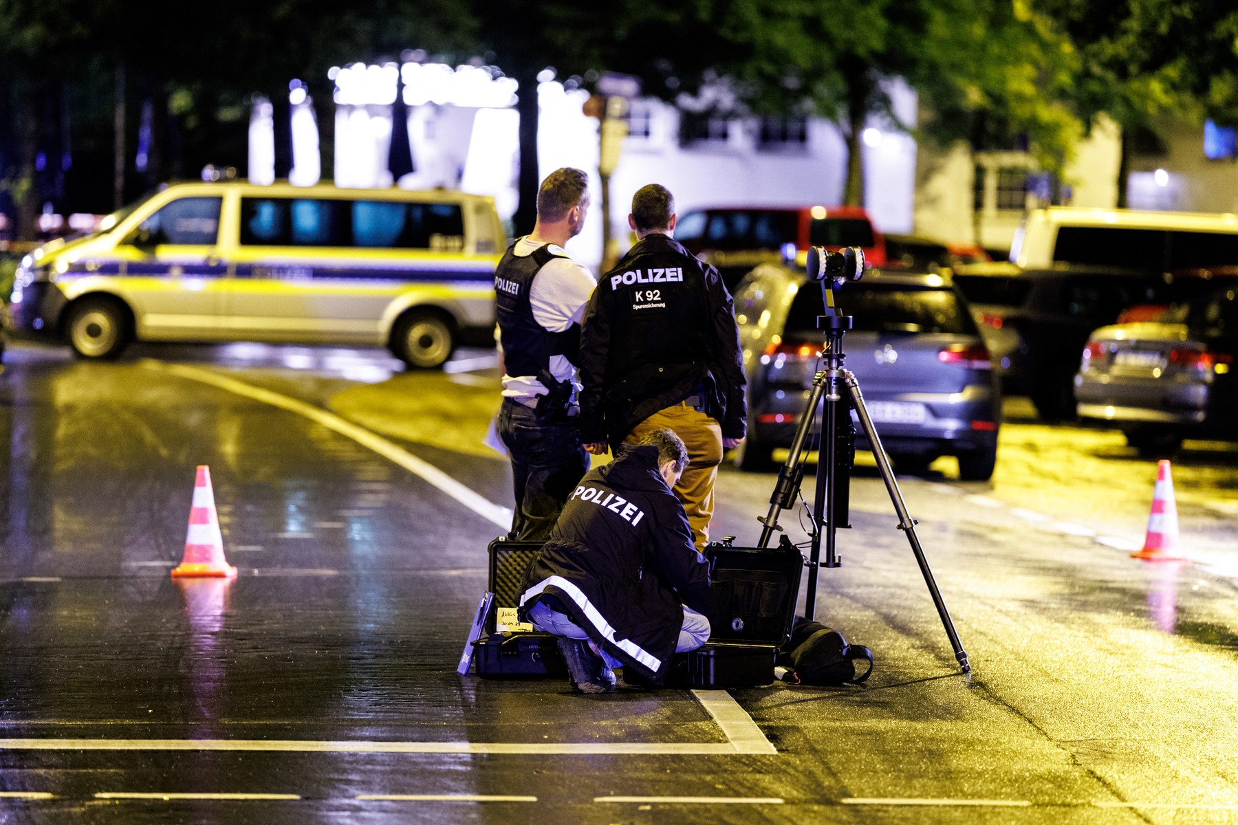 Ženska v Münchnu z nožem napadla mimoidoče