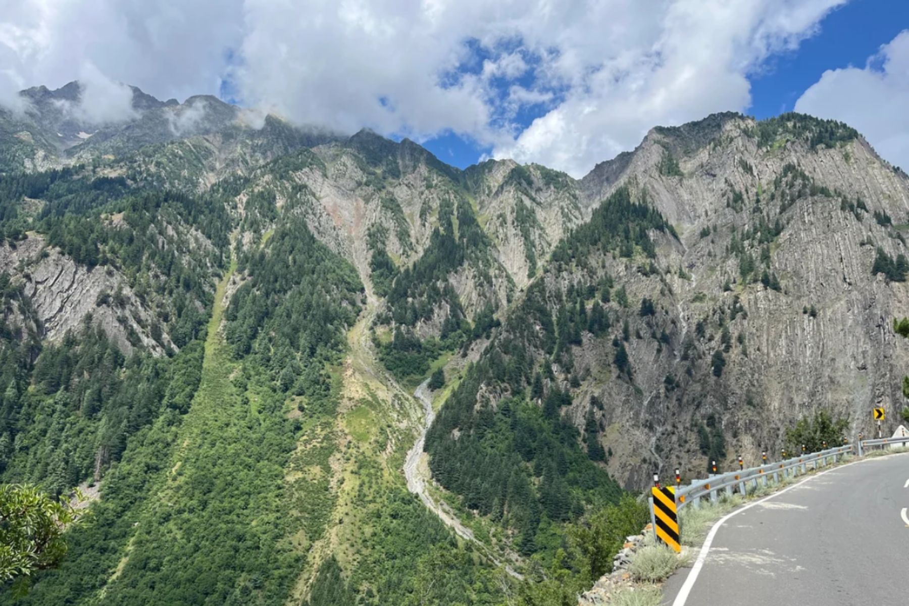 Cesta Keylong Kishtwar v Indiji