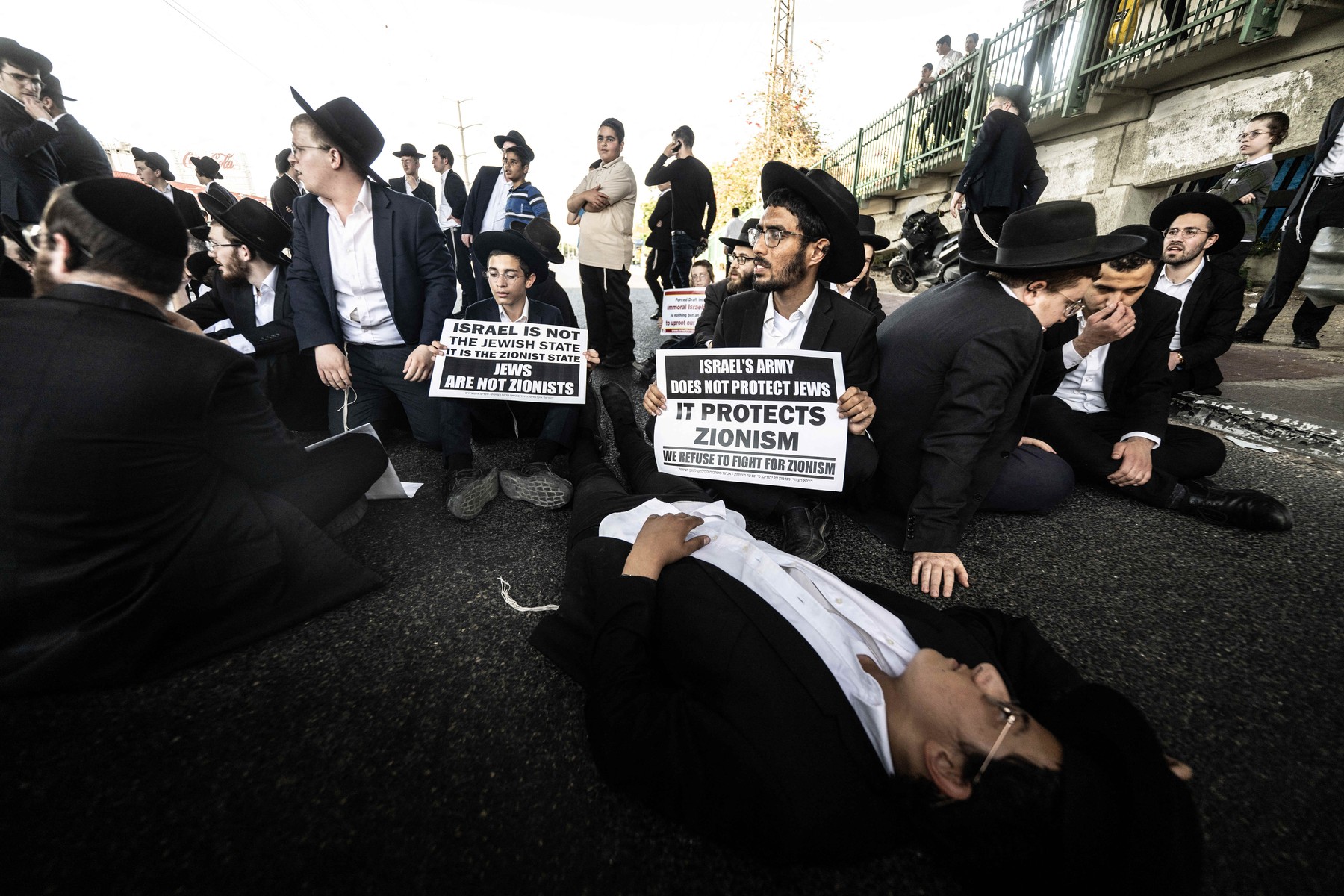 Ortodoksni judje nasprotujejo vpoklicu v vojsko