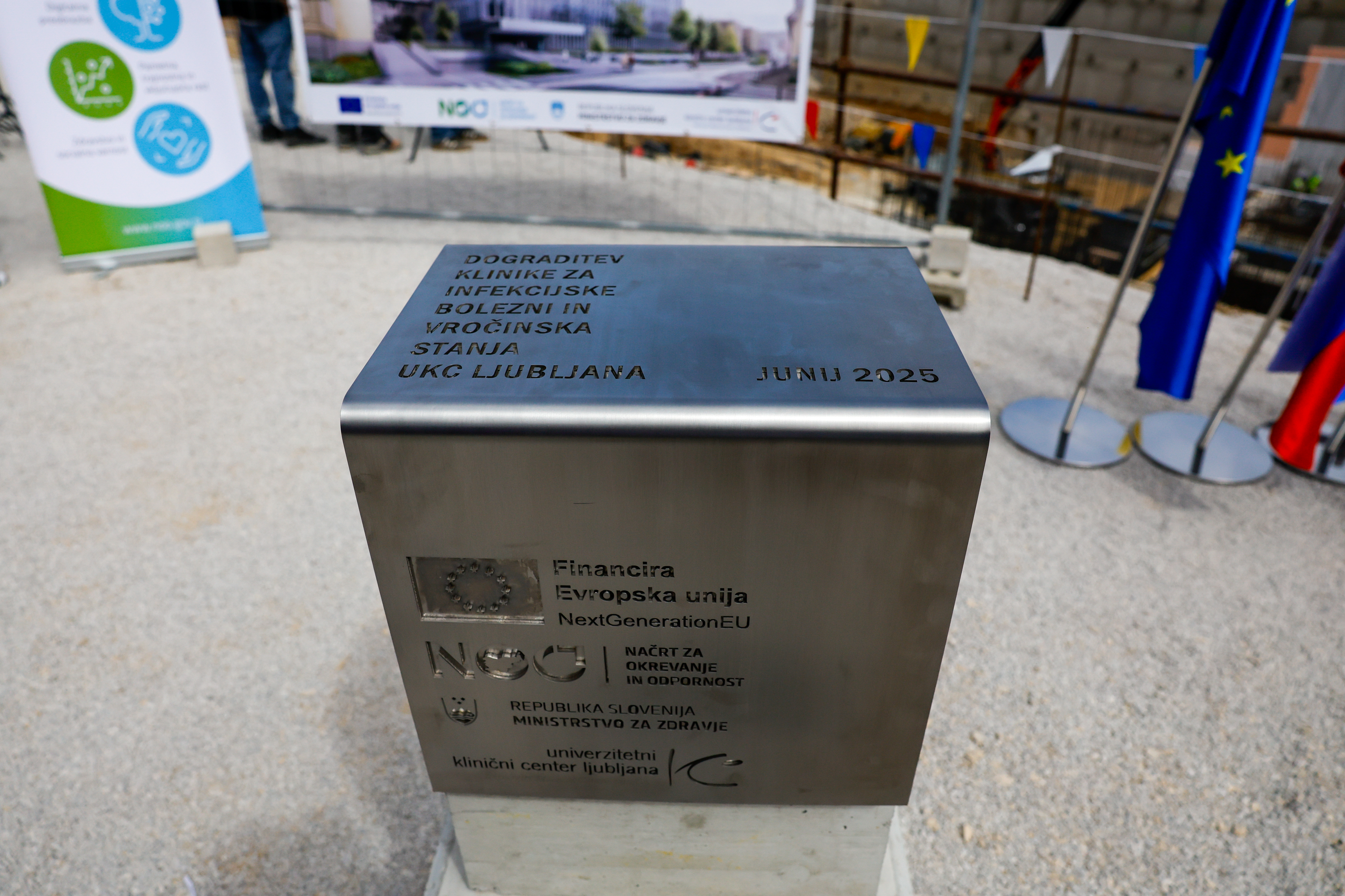 temeljni kamen za novo kliniko za infekcijske bolezni in vročinska stanja ter novo gastroenterološko kliniko