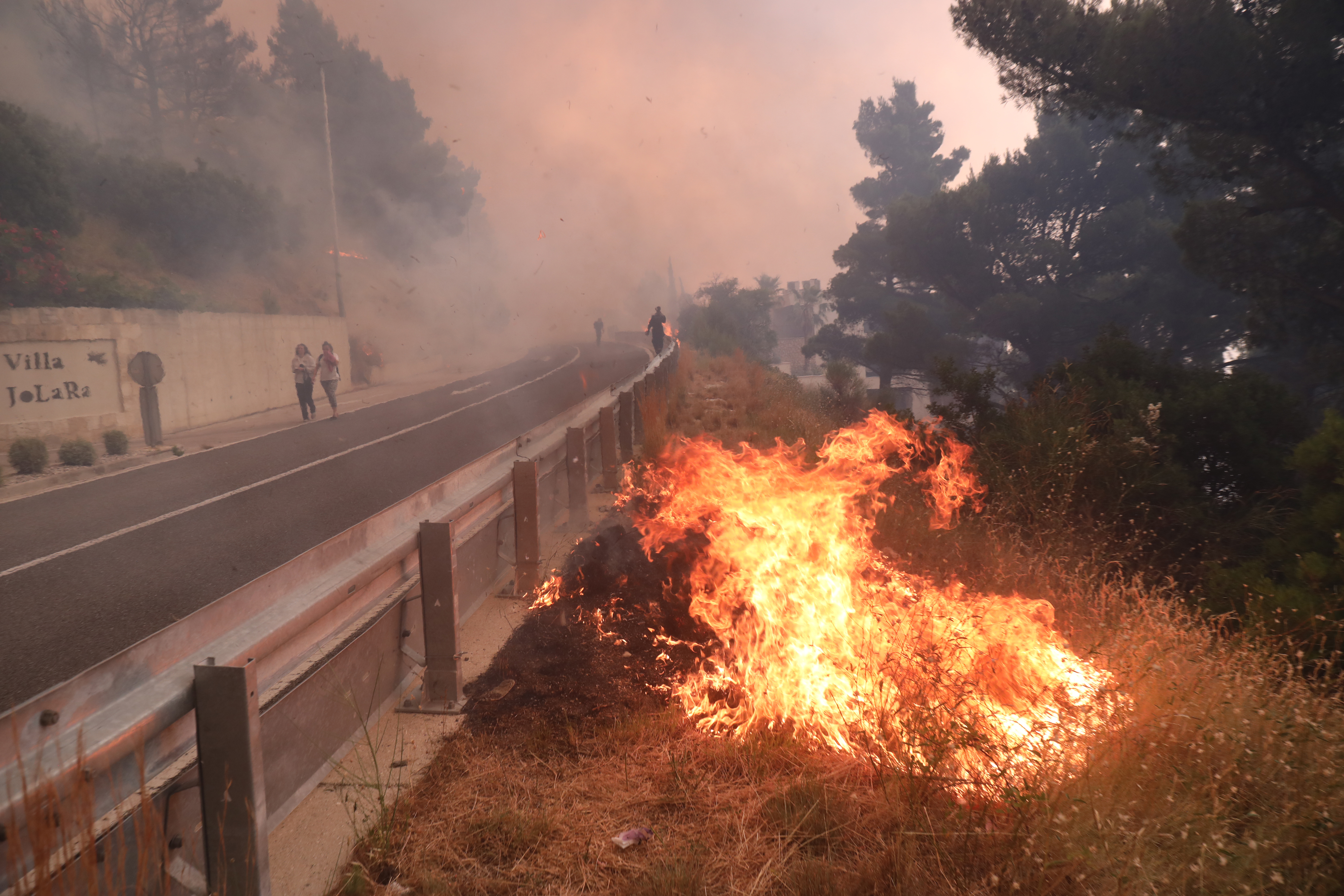 Požar pri hrvaškem mestu Pisak