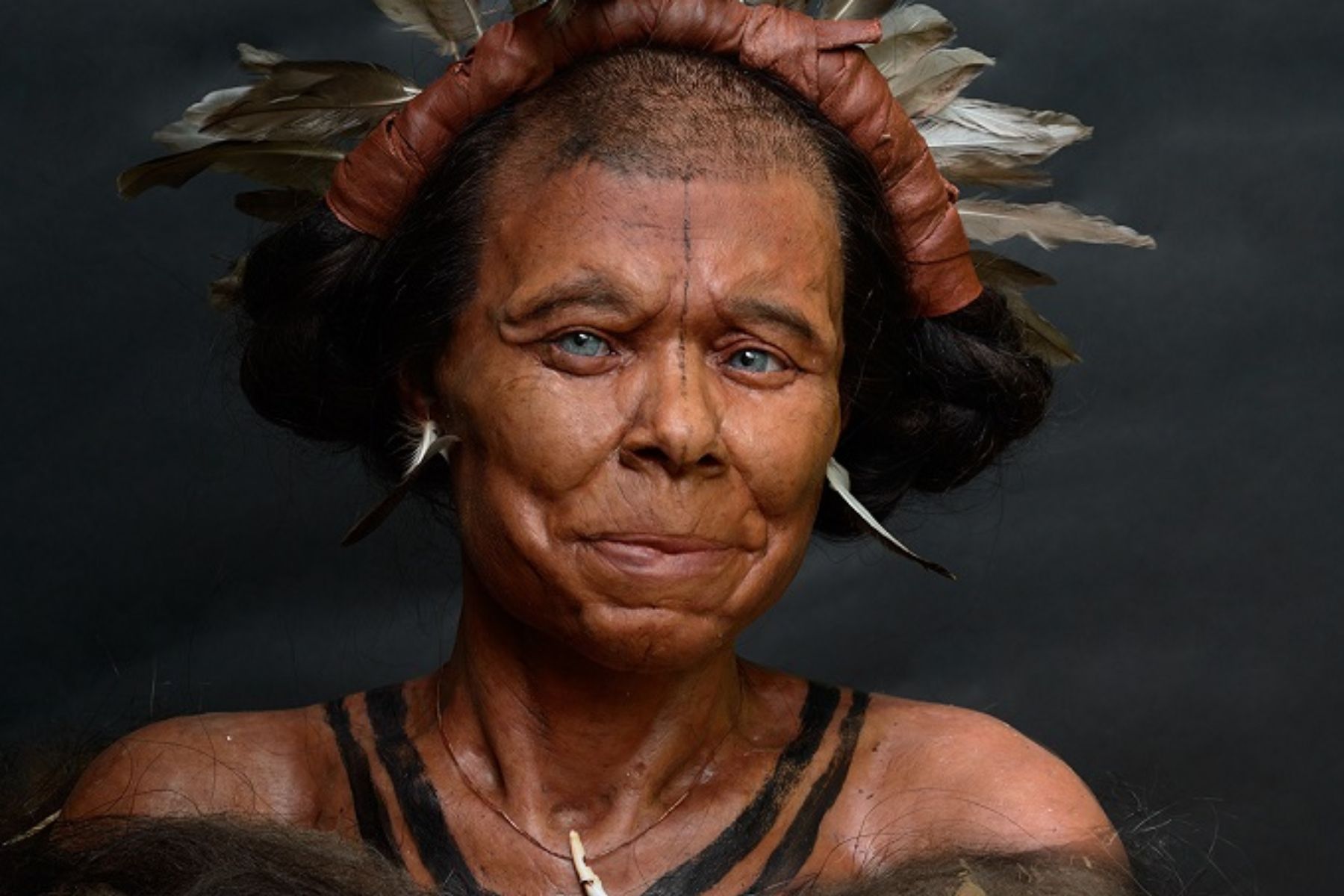 Belgijska Univerza v Gentu je izdelala rekonstrukcijo obraza ženske, ki je živela pred 10.500 leti