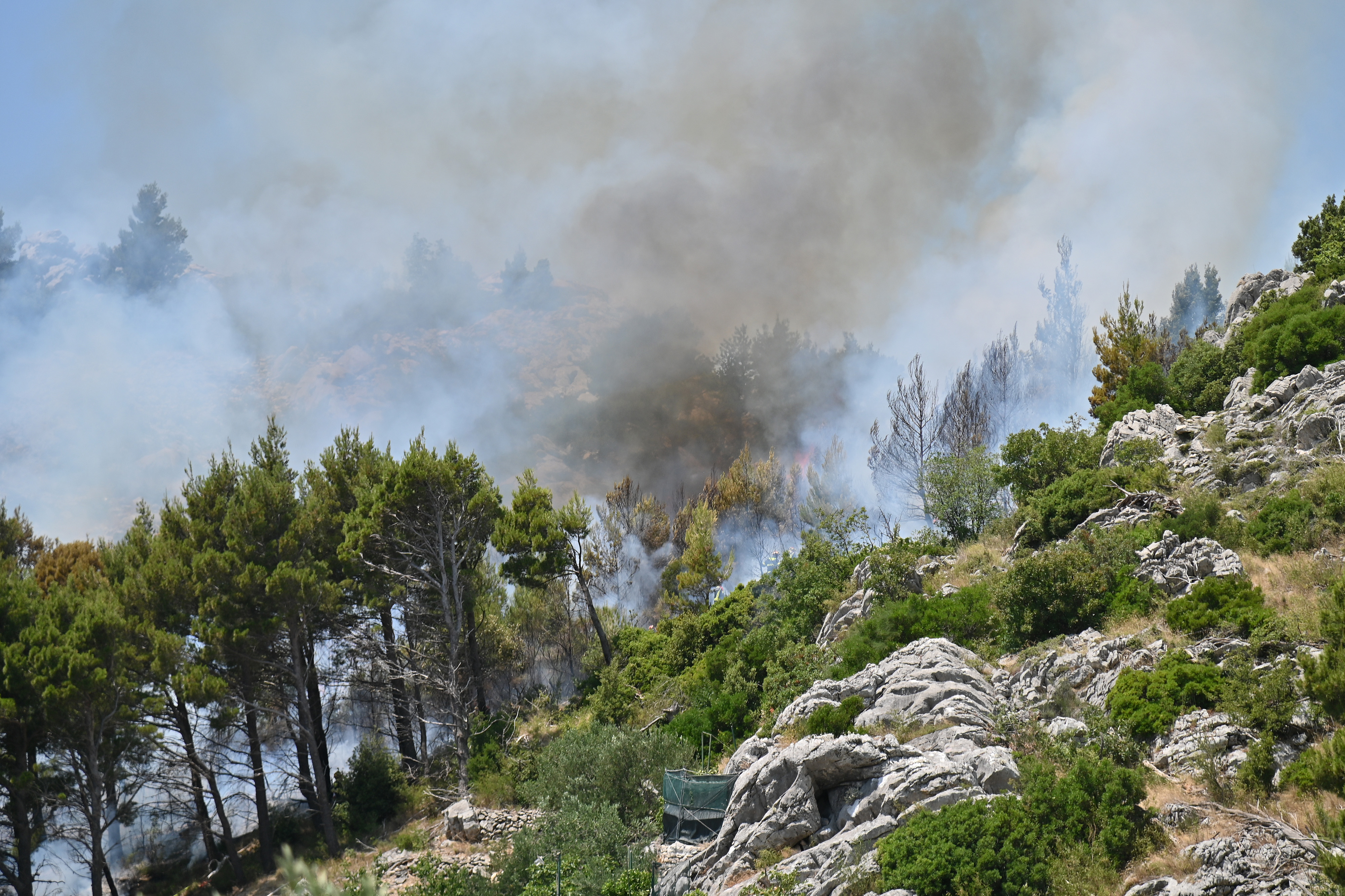 Požar na Velikem Brdu na Hrvaškem