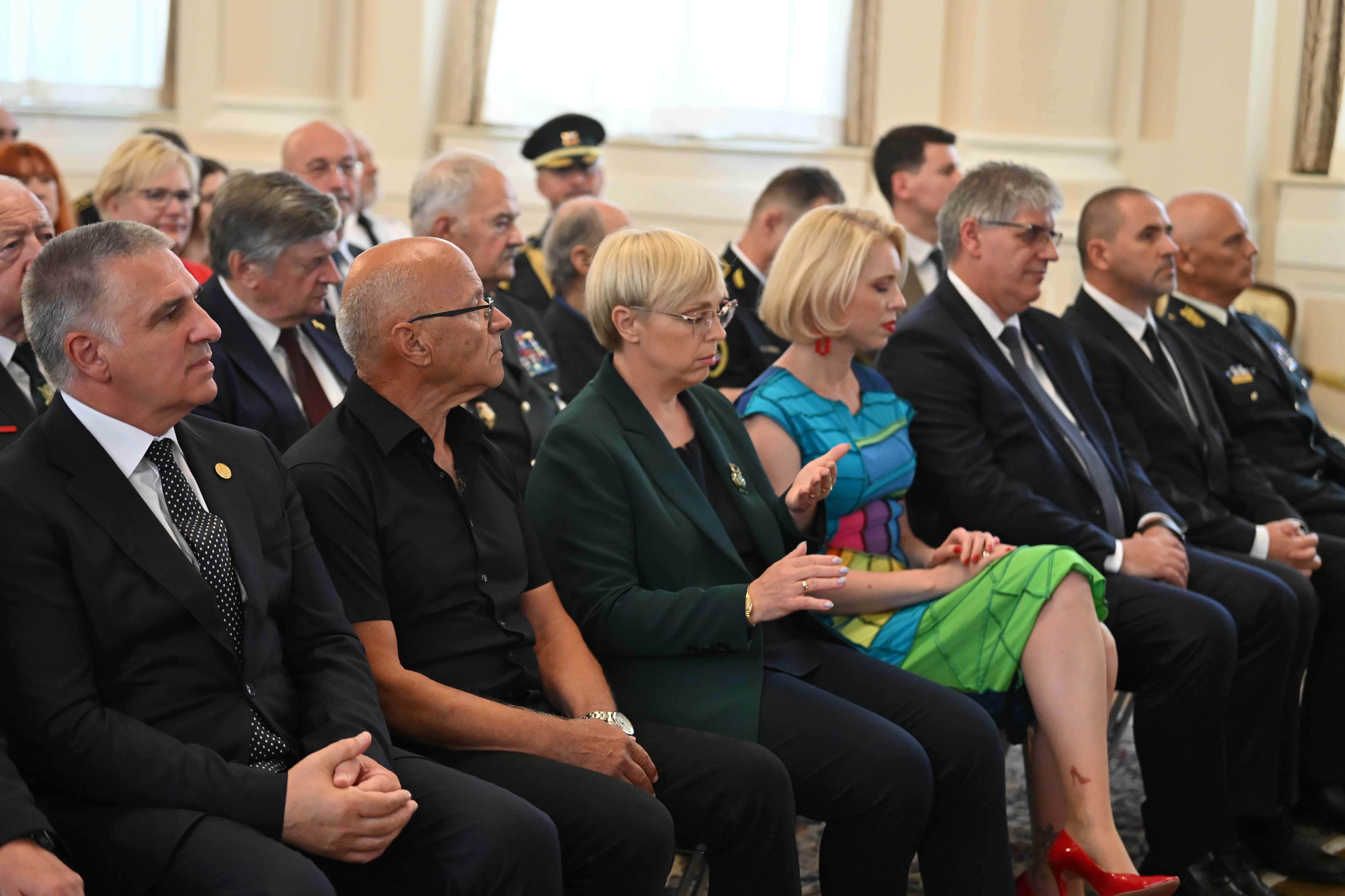 Pirc Musar ob sprejemu veteranov in svojcev padlih v vojni za Slovenijo z zahvalo za junaštvo