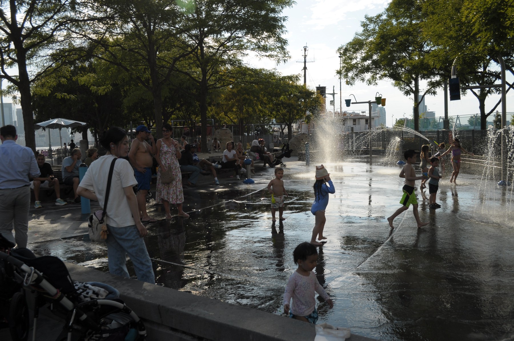 Vročinski val je ta teden zajel vzhodno polovico ZDA