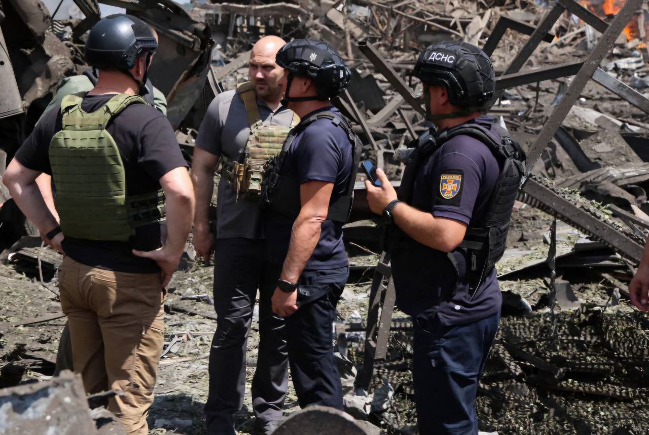 Ukrajina, Samar bombardiranje