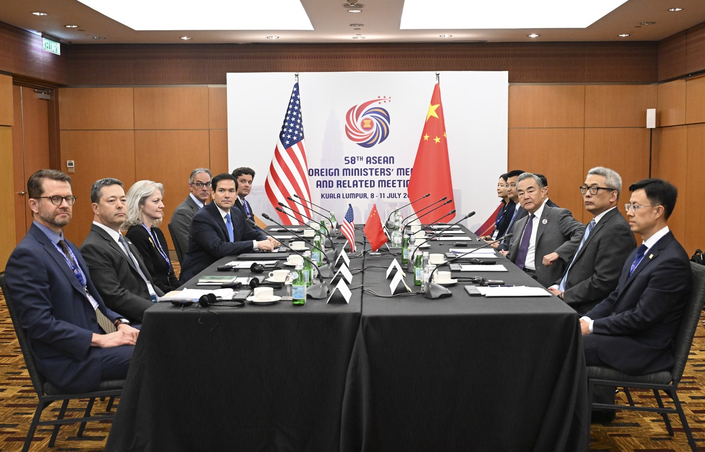 Marco Rubio in Vang Ji