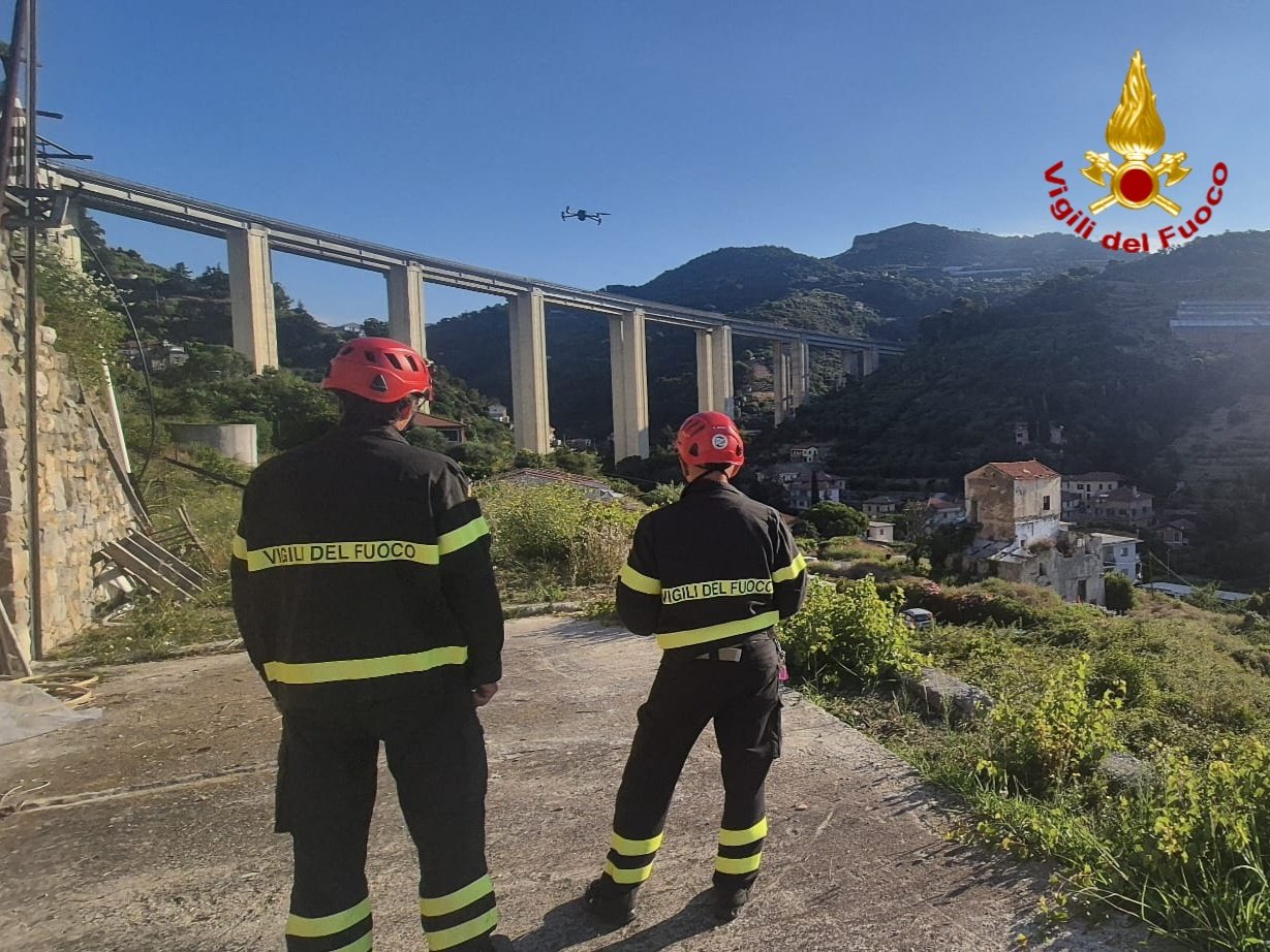 Gasilci iščejo pogrešanega dečka