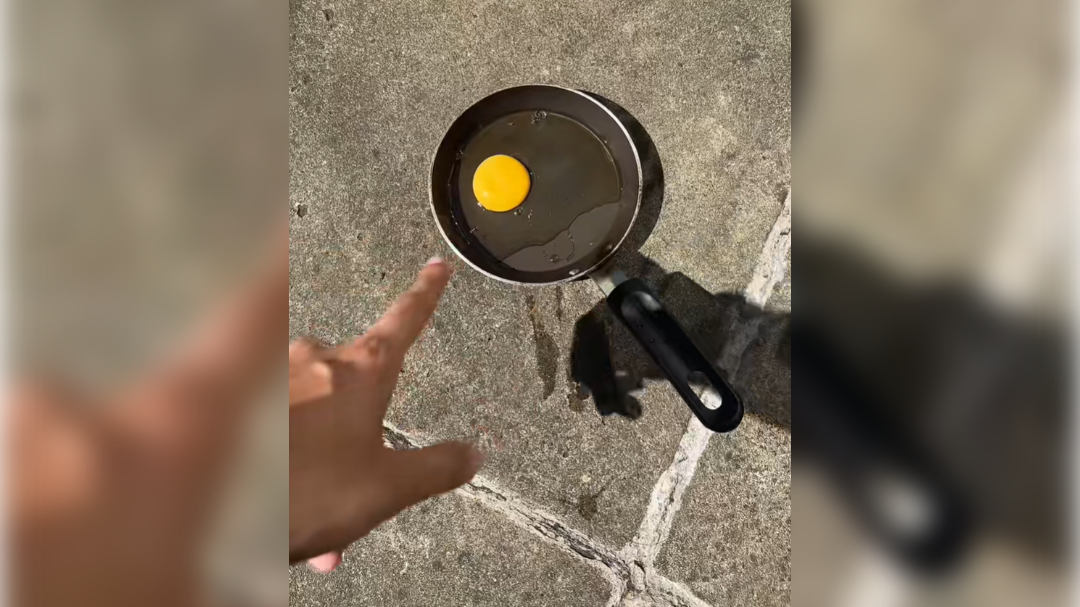 jajce, ki se peče na soncu