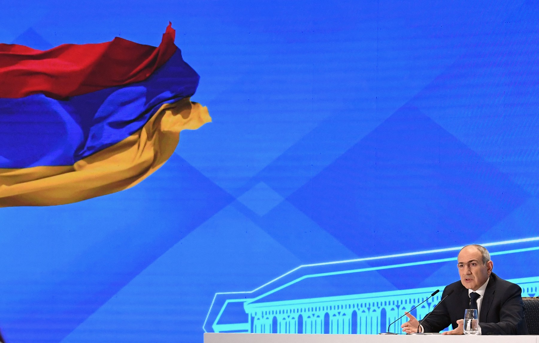 Armenski premier Nikol Pašnjan