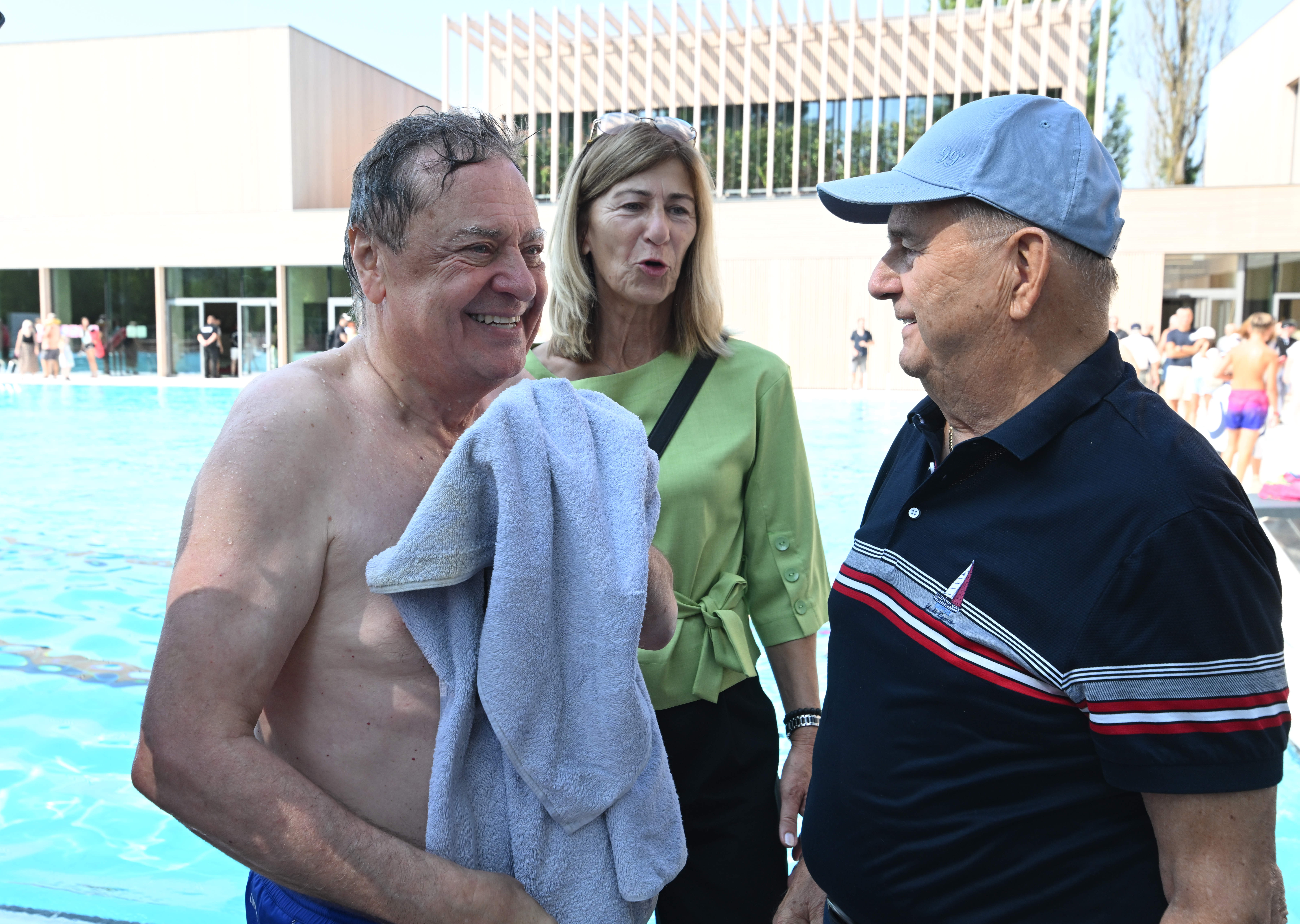 Na otvoritvi kopališča Vevče tudi premier Golob in župan Janković