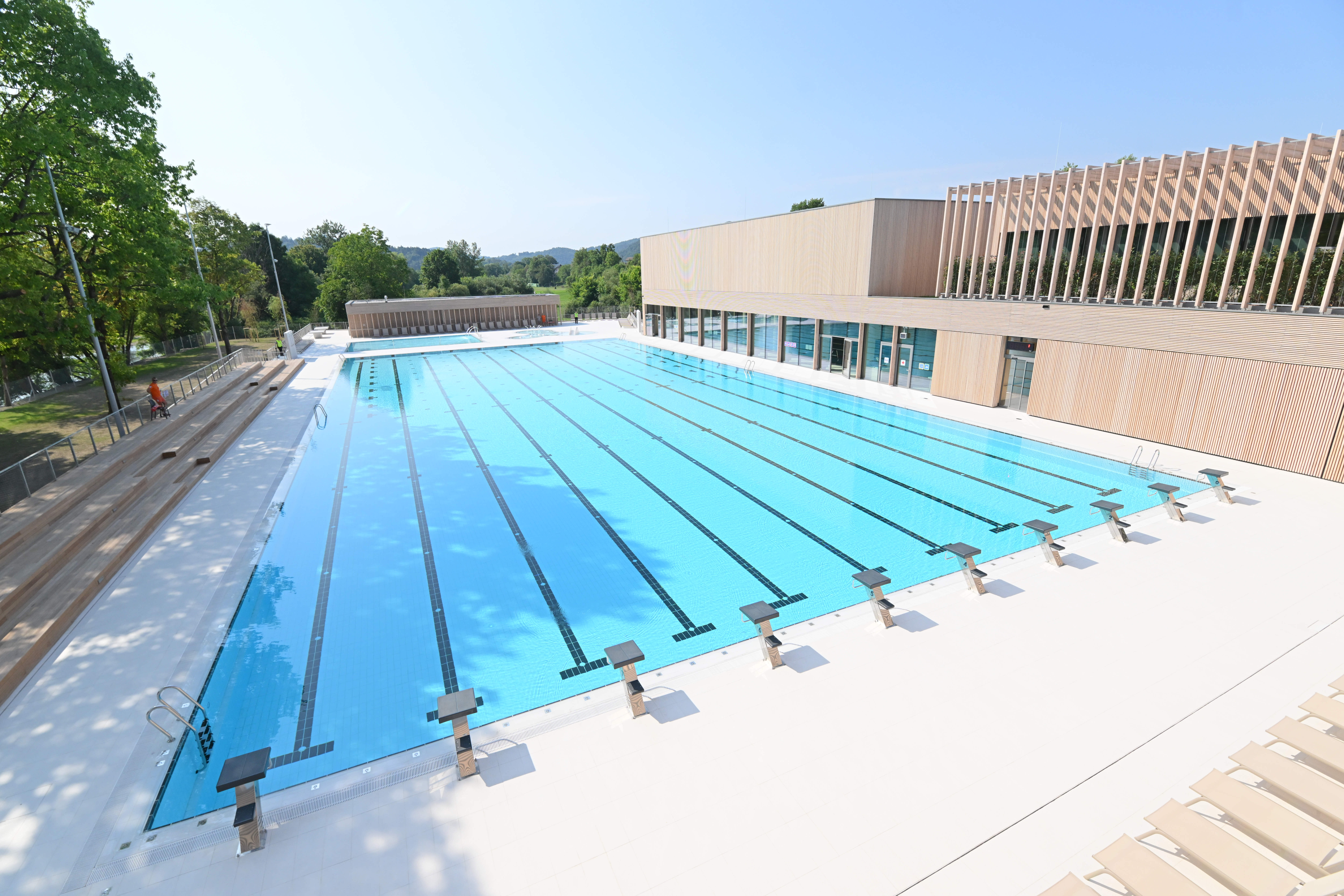 Na otvoritvi kopališča Vevče tudi premier Golob in župan Janković