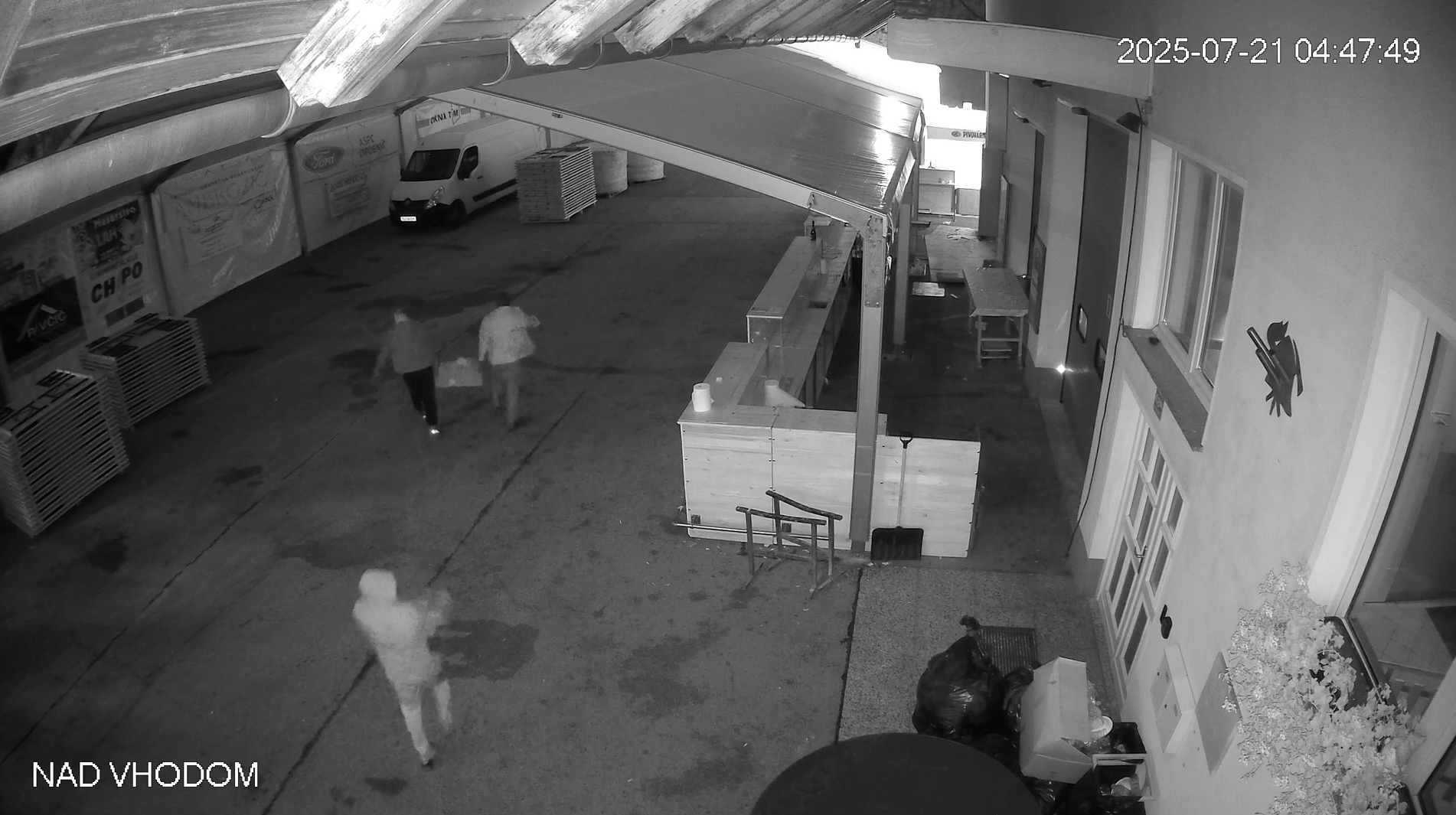 Bloškim gasilcem ukradli čevapčiče