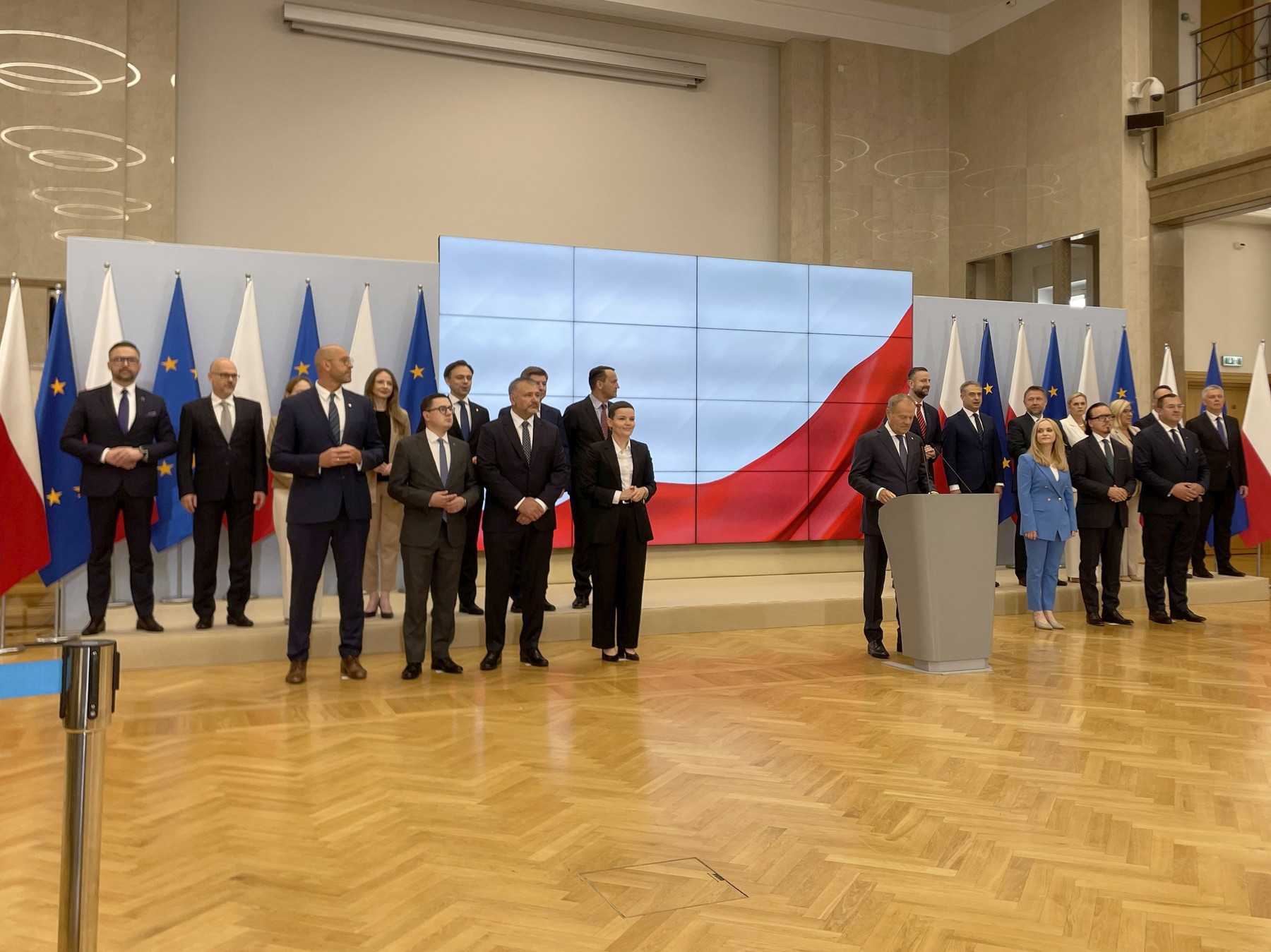 Poljski premier Donald Tusk je danes predstavil spremembe v vladi