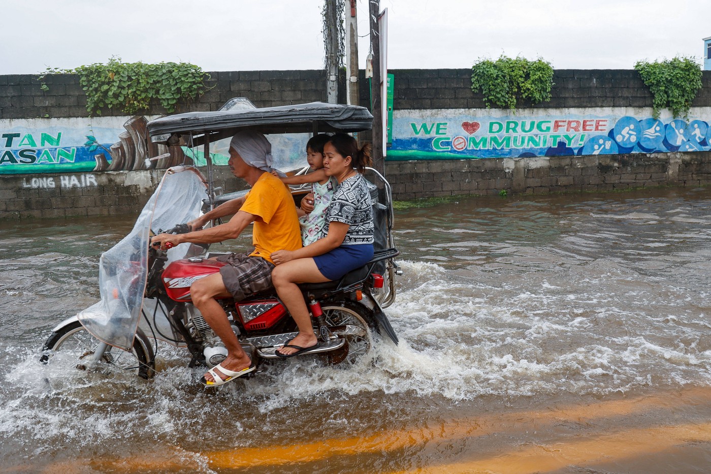 Tropska nevihta v Vietnamu.