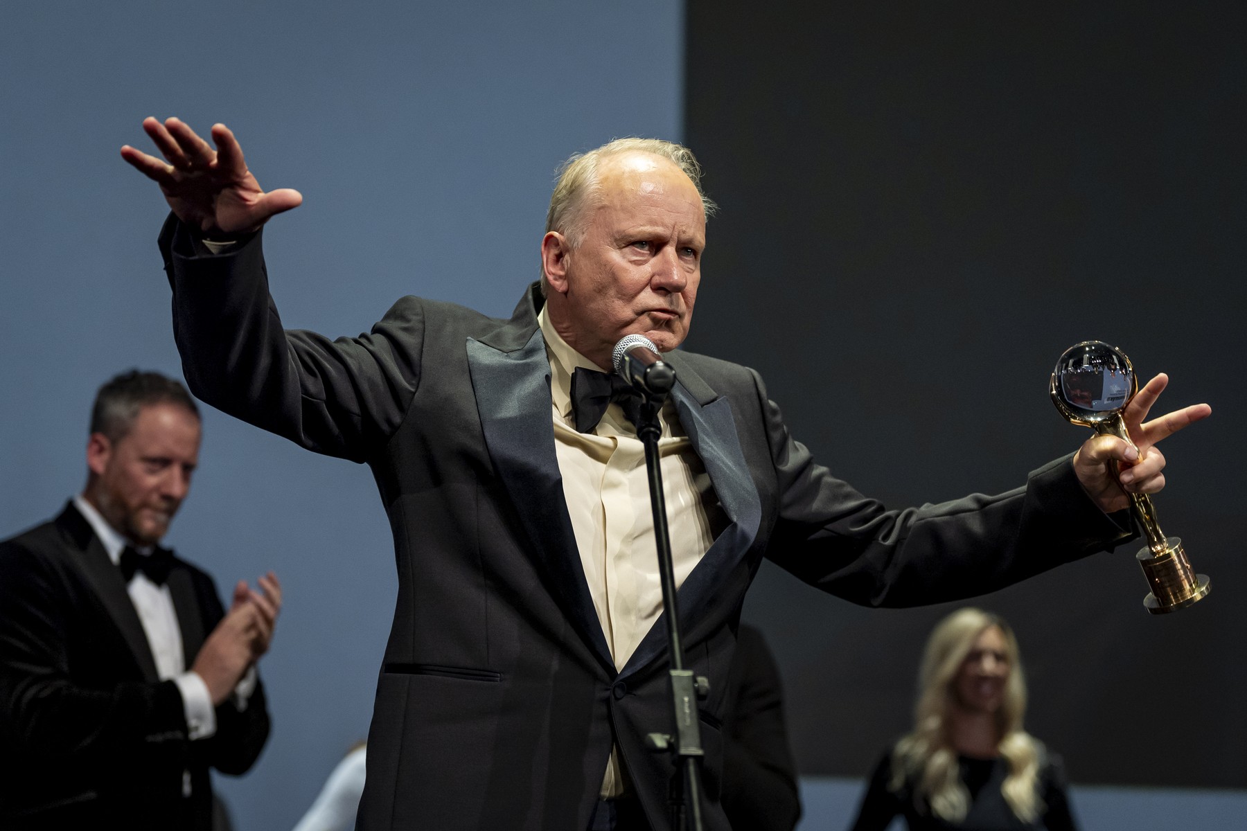 Stellan Skarsgard na podelitvi nagrad na festivalu v Karovih Varih