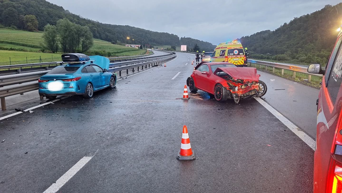 Nesreča na dolenjski avtocesti.