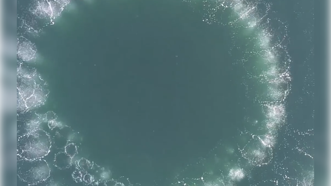 mehurčki na vodni gladini