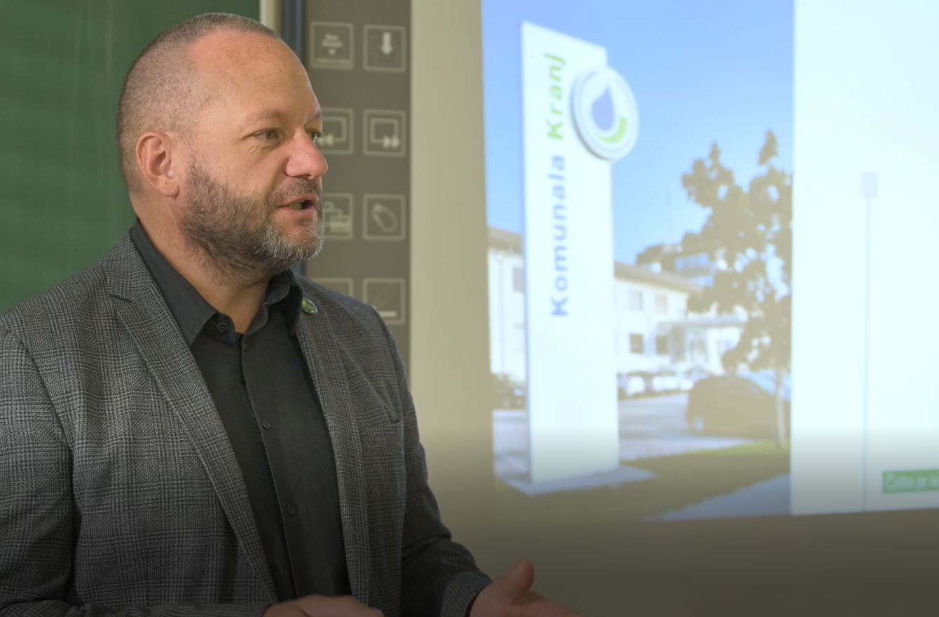 Berčon odstopil z različnih javnih funkcij, ne pa z mesta direktorja Komunale Kranj